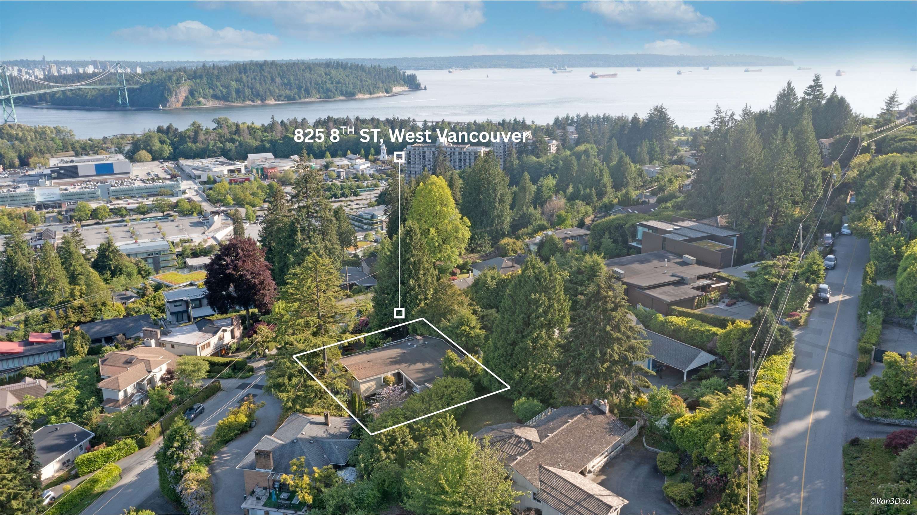 825 8th Street, West Vancouver