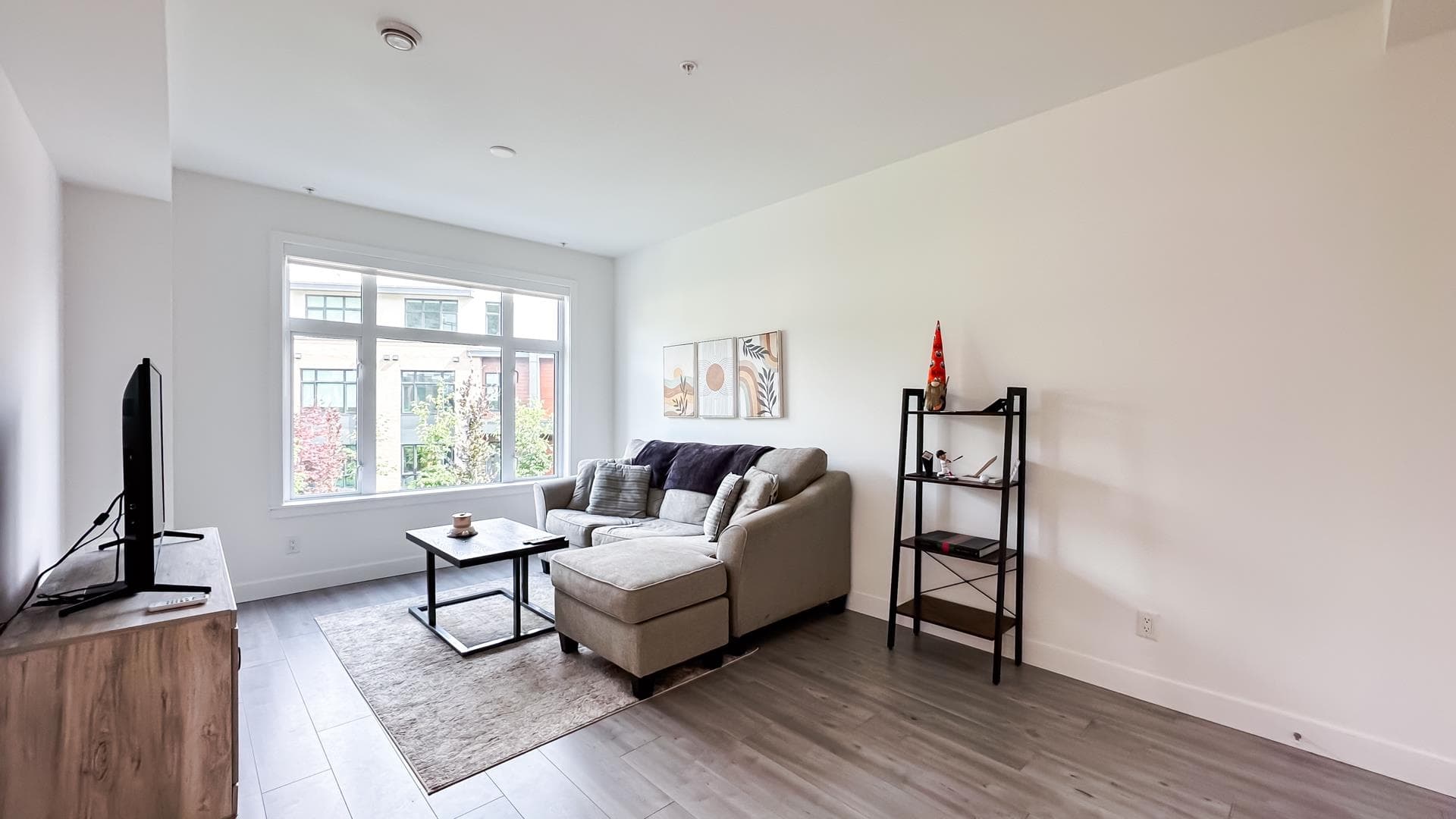 247 - 2035 Glenaire Drive, North Vancouver, V7P 1Y2 — photo 4