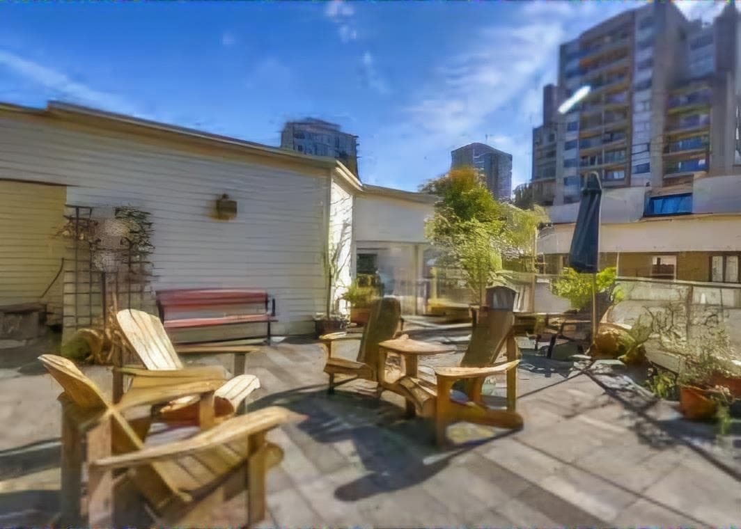 211 - 1350 Comox Street, Vancouver, V6G 2A8 — photo 2