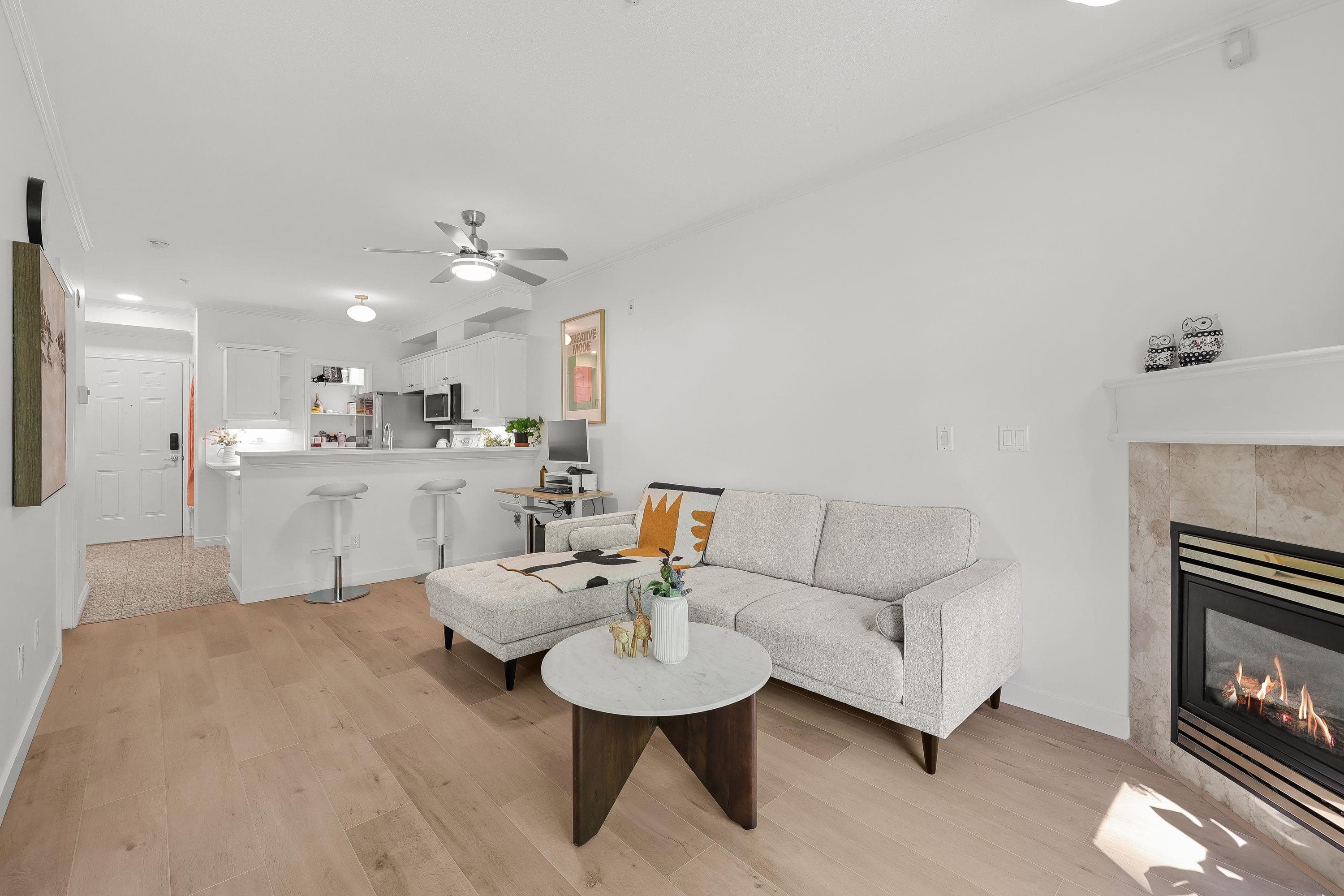 325 - 1185 Pacific Street, Coquitlam, V3B 7Z2 — photo 2