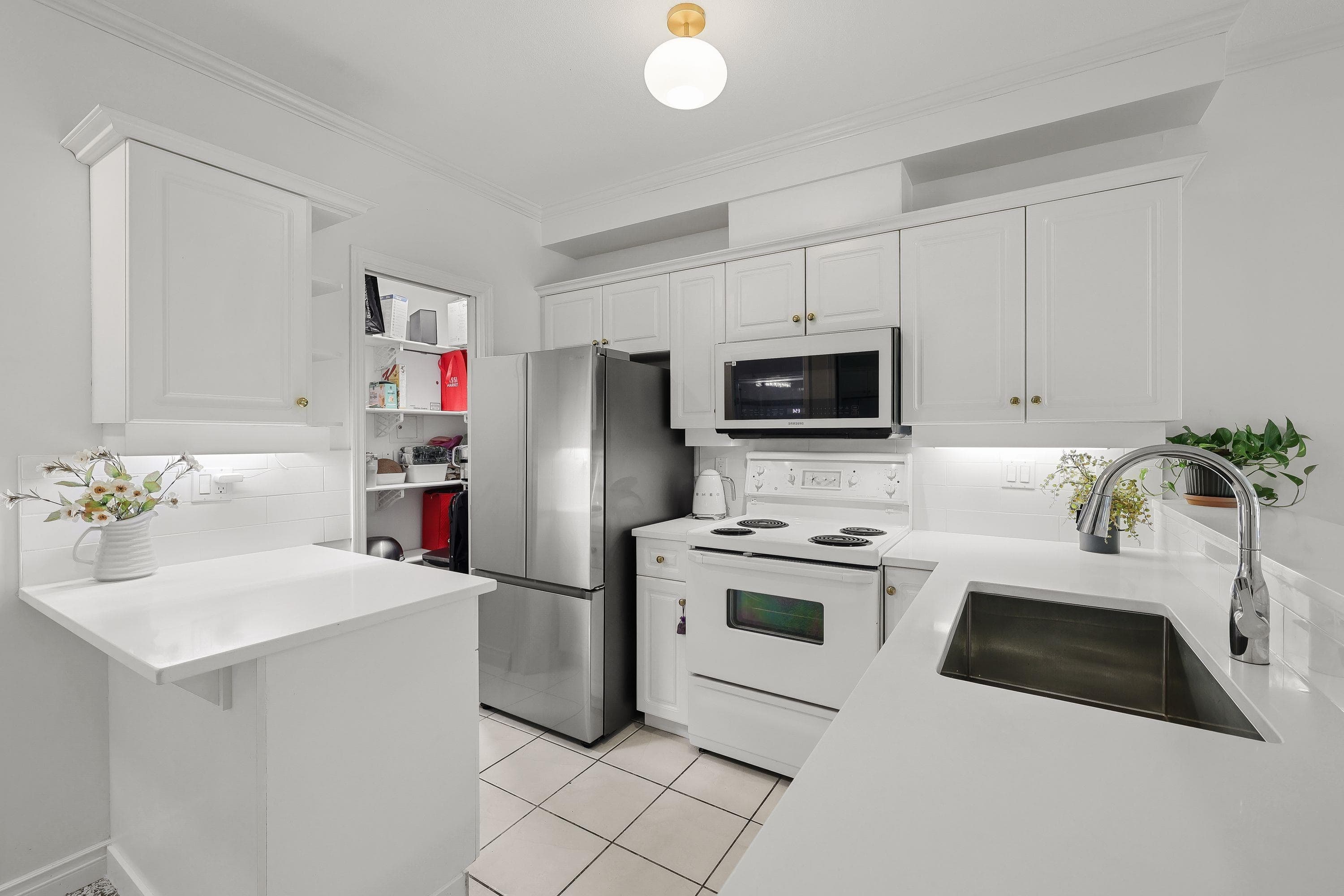 325 - 1185 Pacific Street, Coquitlam, V3B 7Z2 — photo 5