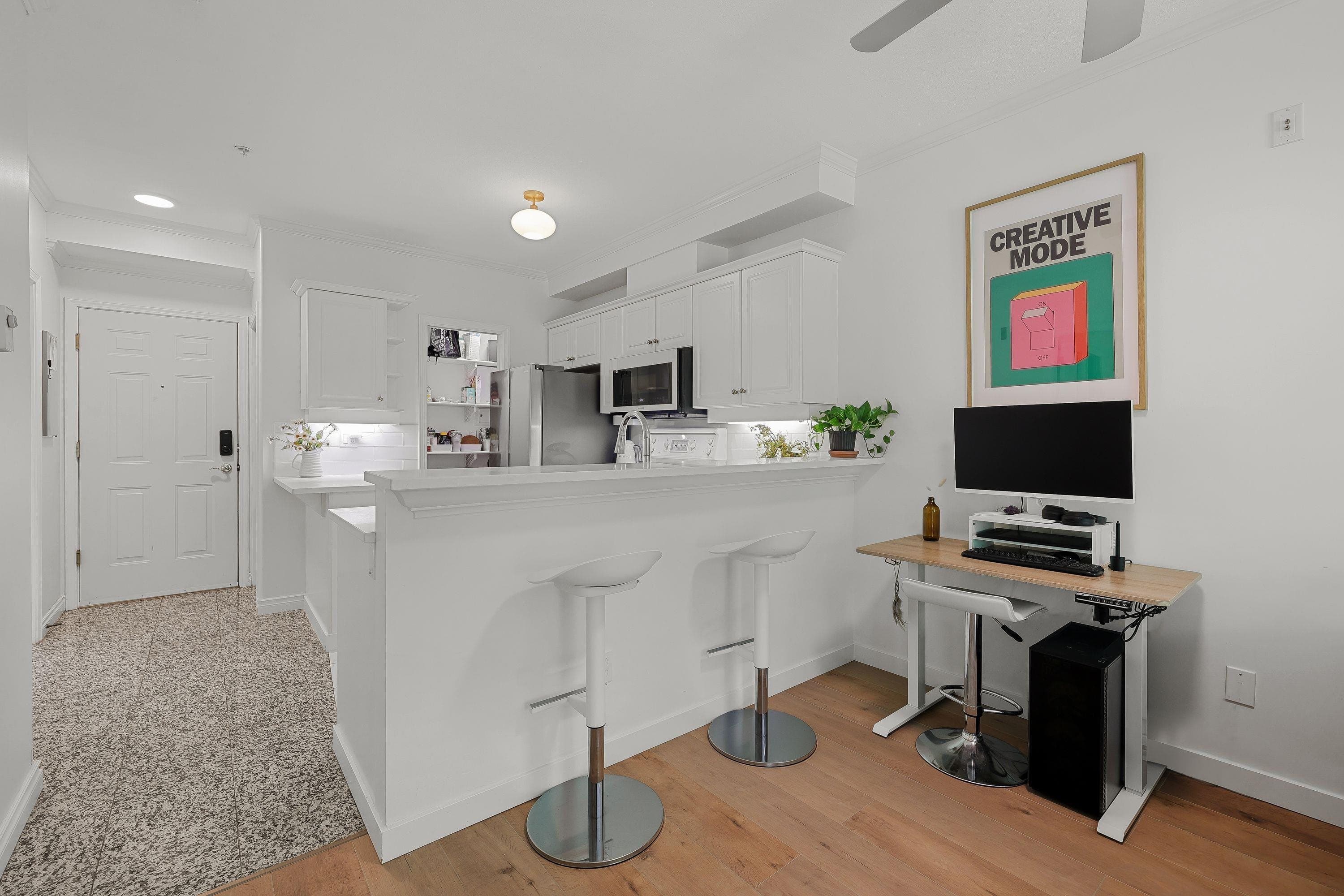 325 - 1185 Pacific Street, Coquitlam, V3B 7Z2 — photo 4