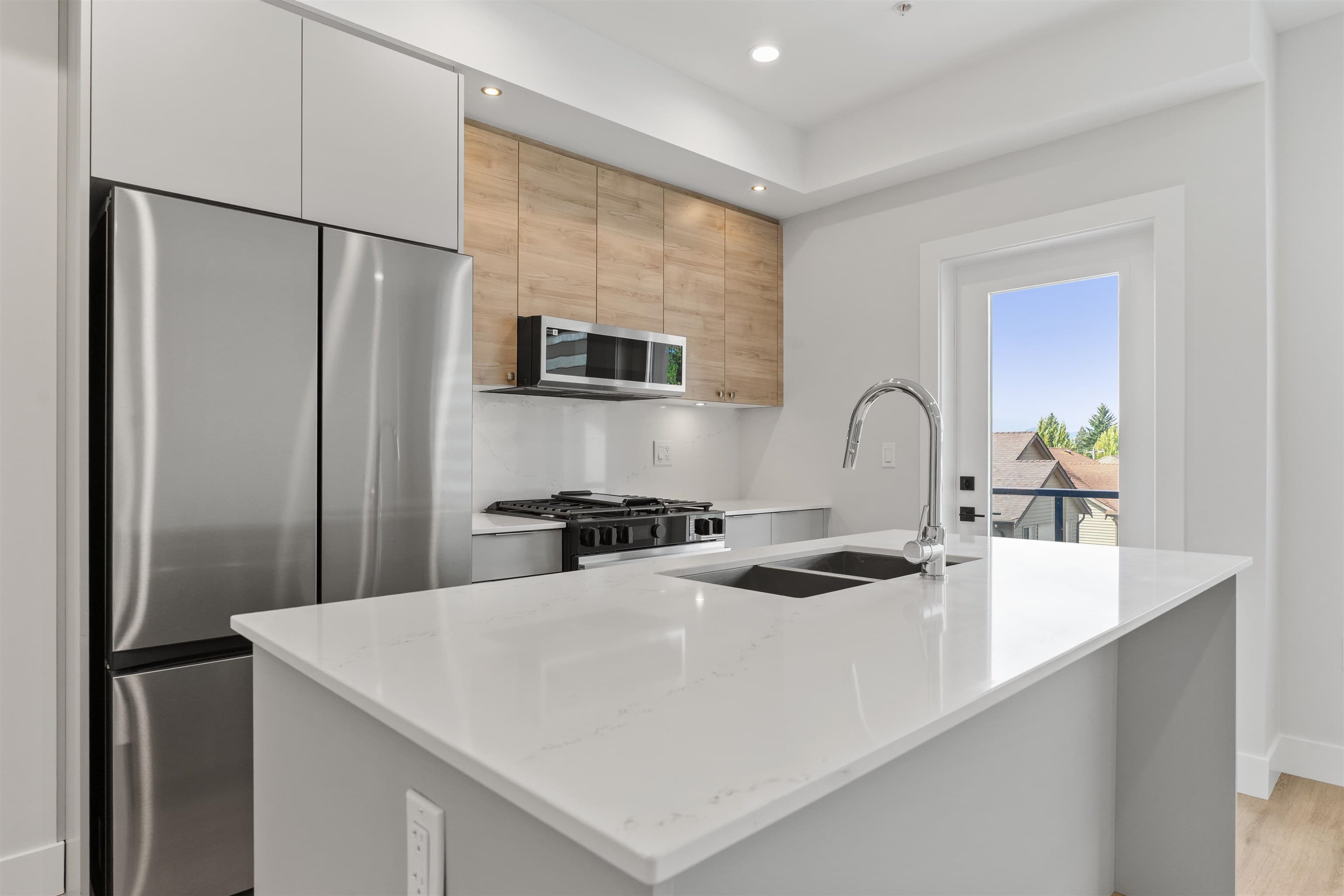 38 - 10640 248 Street, Maple Ridge, V2W 0K9 — photo 1