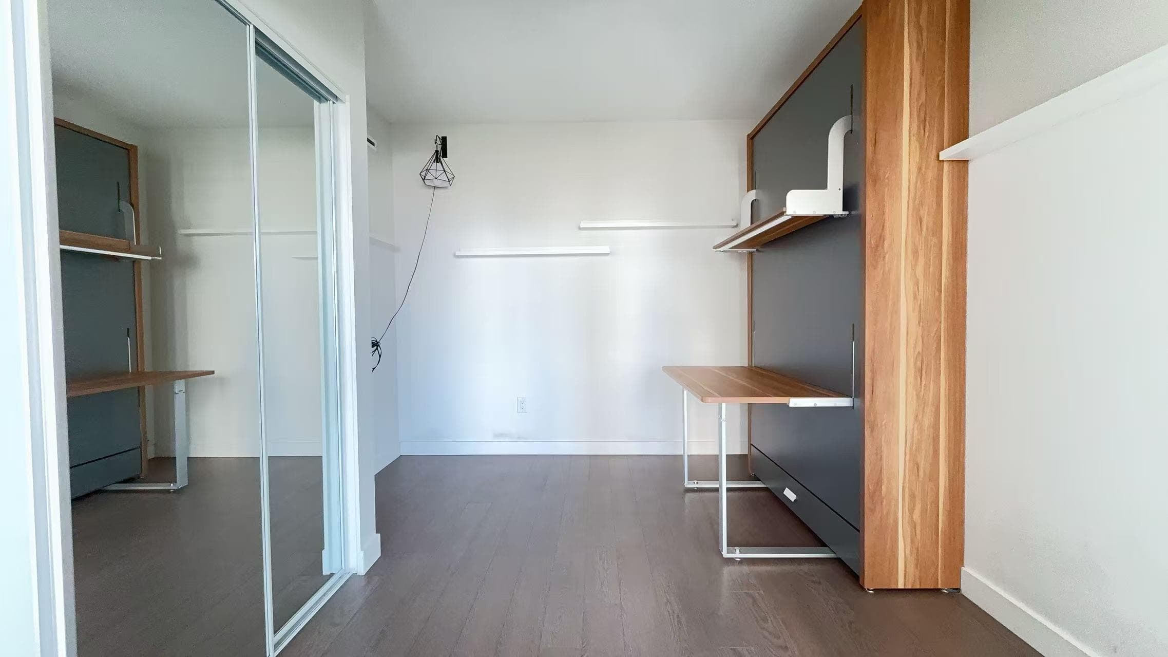 2110 - 13308 Central Avenue, Surrey, V3T 0M4 — photo 2