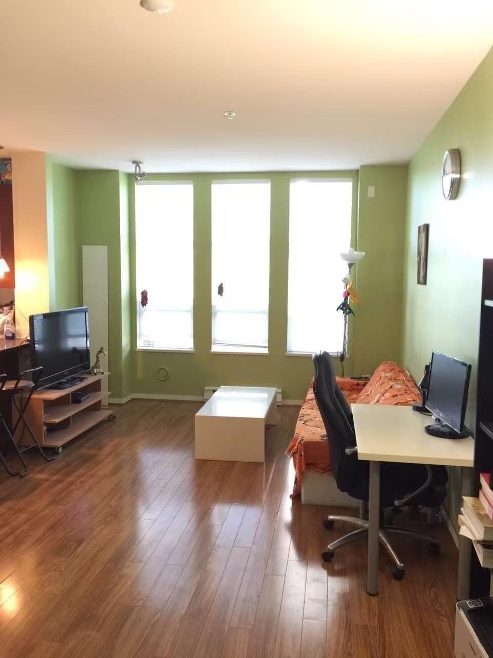 310 - 3651 Foster Avenue, Vancouver, V5R 0A2 — photo 2