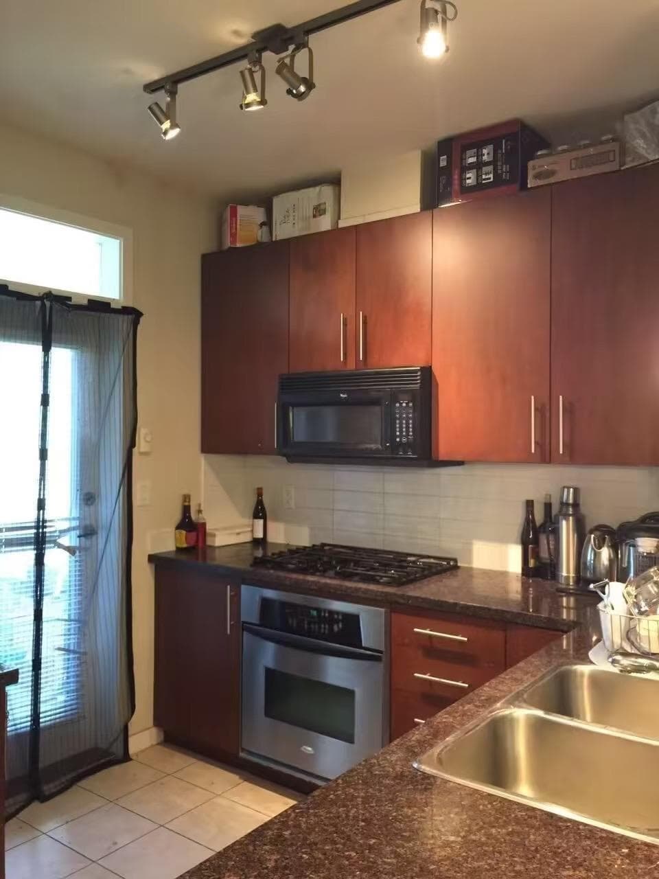 310 - 3651 Foster Avenue, Vancouver, V5R 0A2 — photo 3