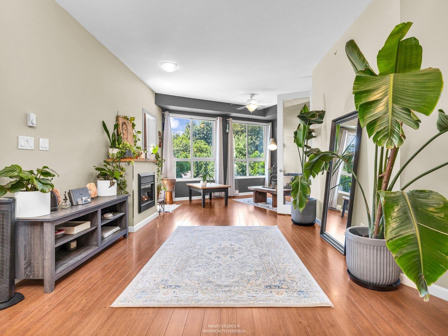402 - 285 Ross Drive, New Westminster, V3L 0B9 — photo 5