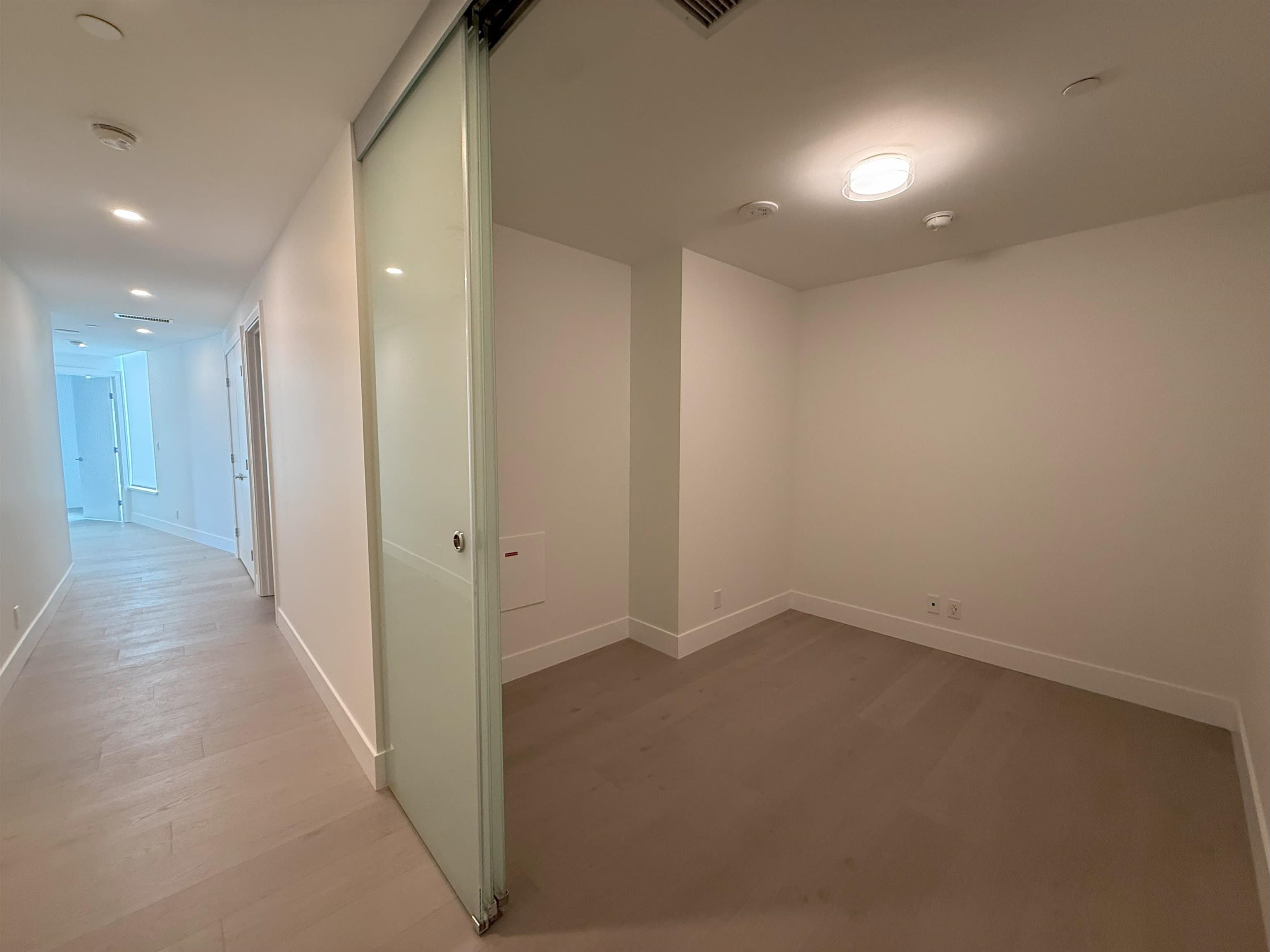 1342 Johnston Road, White Rock, V4B 3Z2 — photo 2