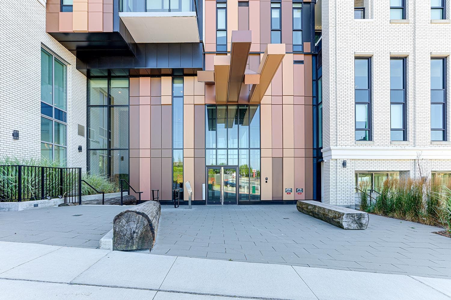 1106 - 901 Lougheed Highway, Coquitlam, V3K 3T3 — photo 3
