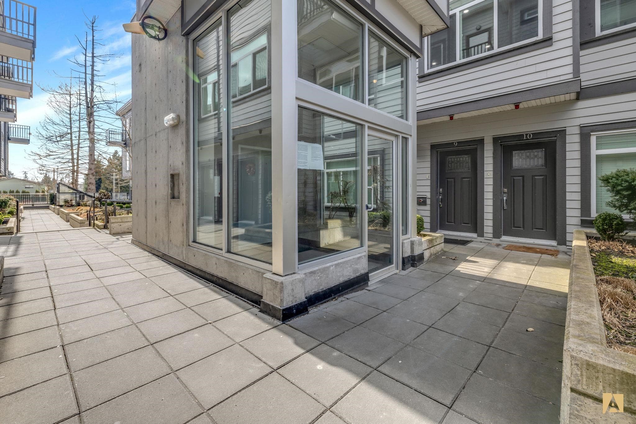 10 - 7247 140 Street, Surrey, V3W 1K8 — photo 3