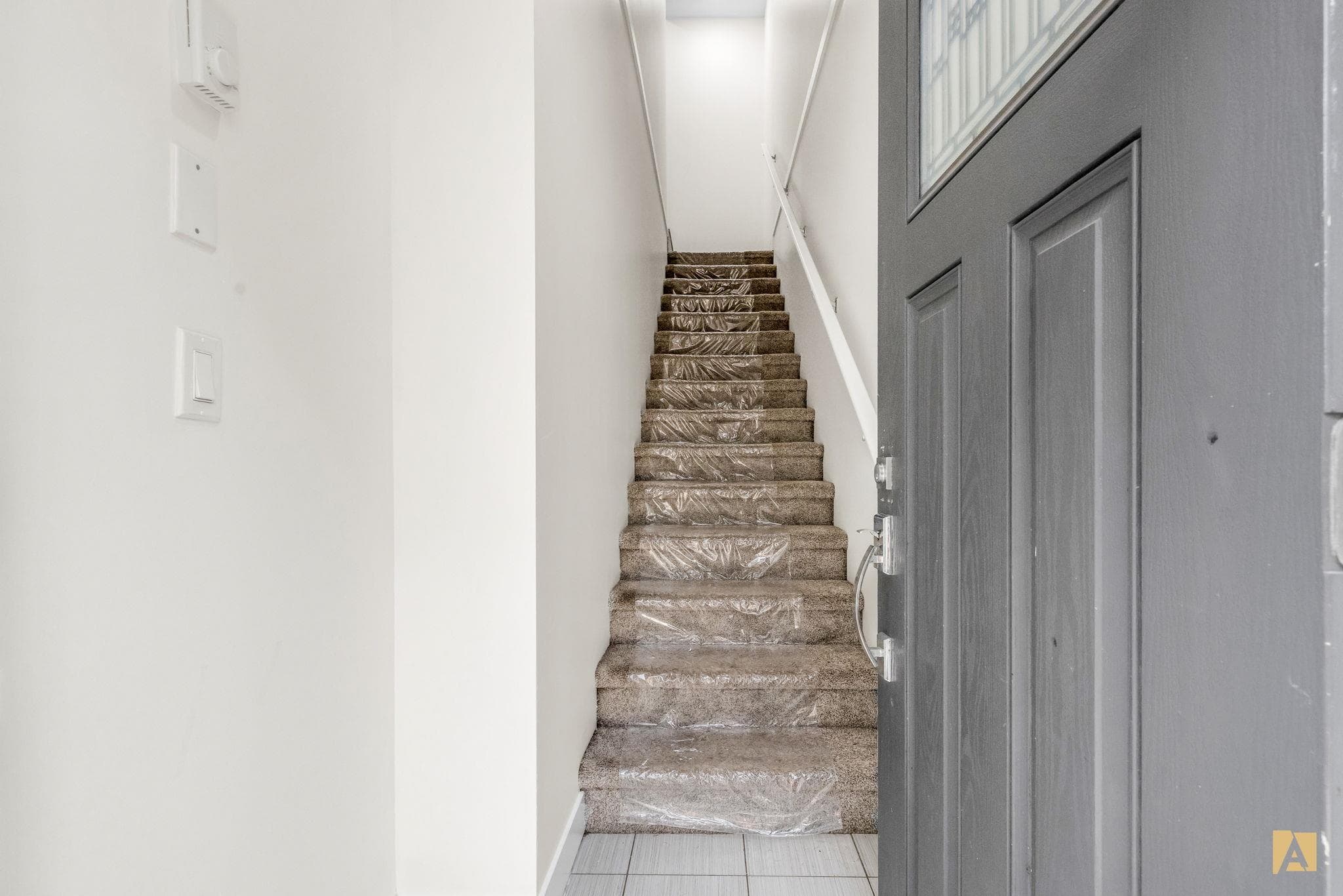 10 - 7247 140 Street, Surrey, V3W 1K8 — photo 4