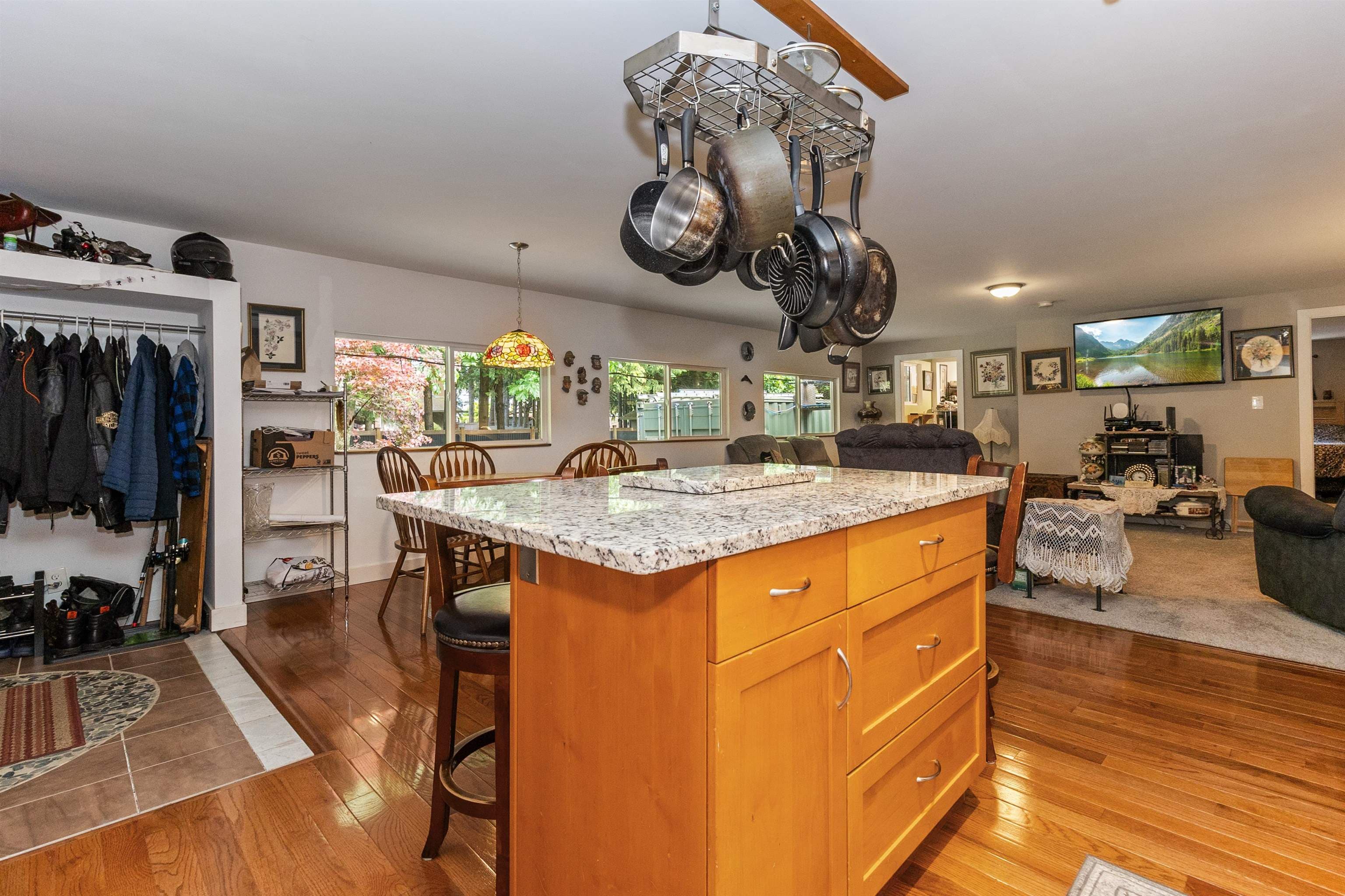 107 - 46511 Chilliwack Lake Road, Sardis - Chwk River Valley, V2R 3S4 — photo 5