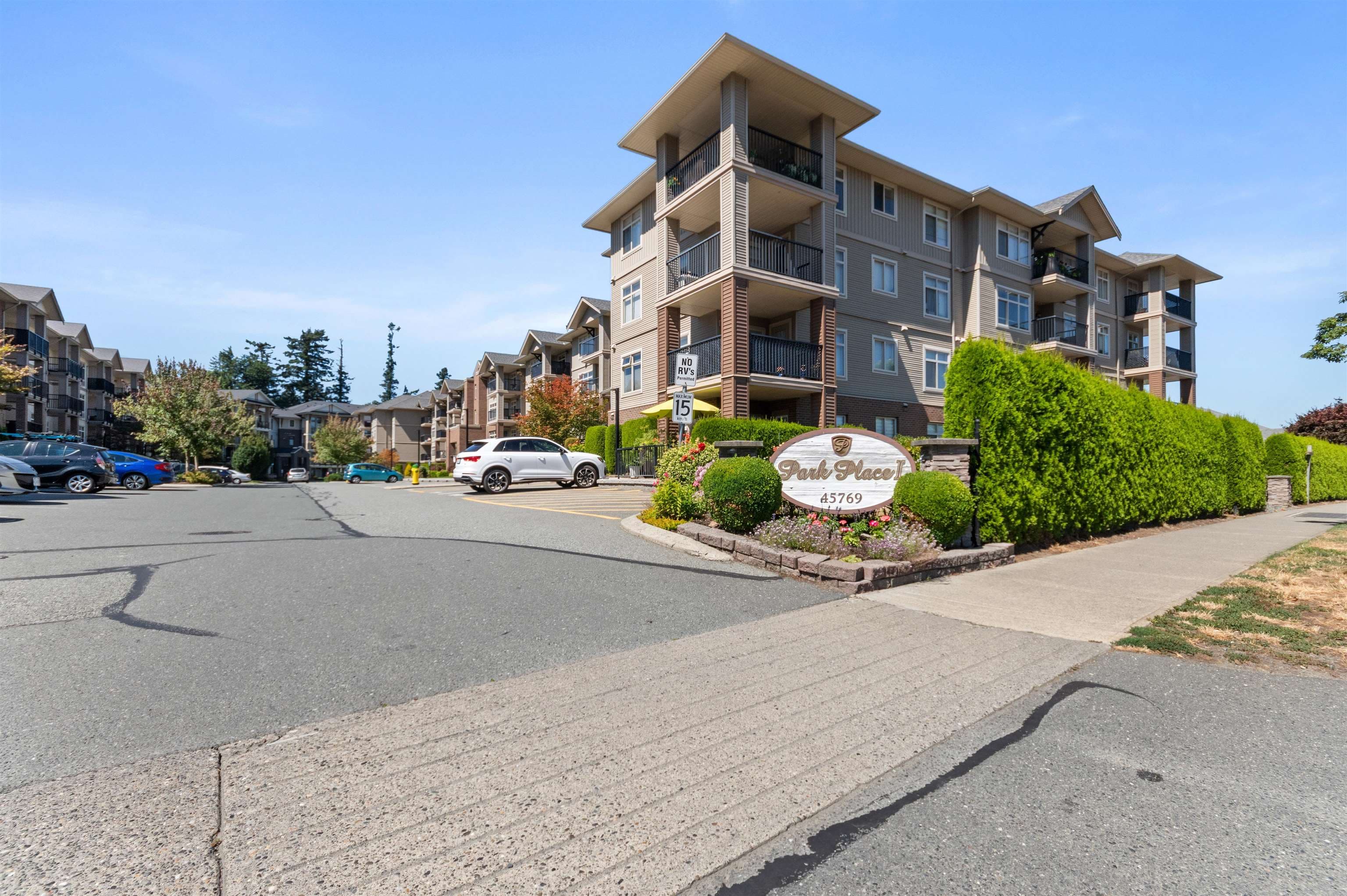 318 - 45769 Stevenson Road, Chilliwack, V2R 5Z2 — photo 1