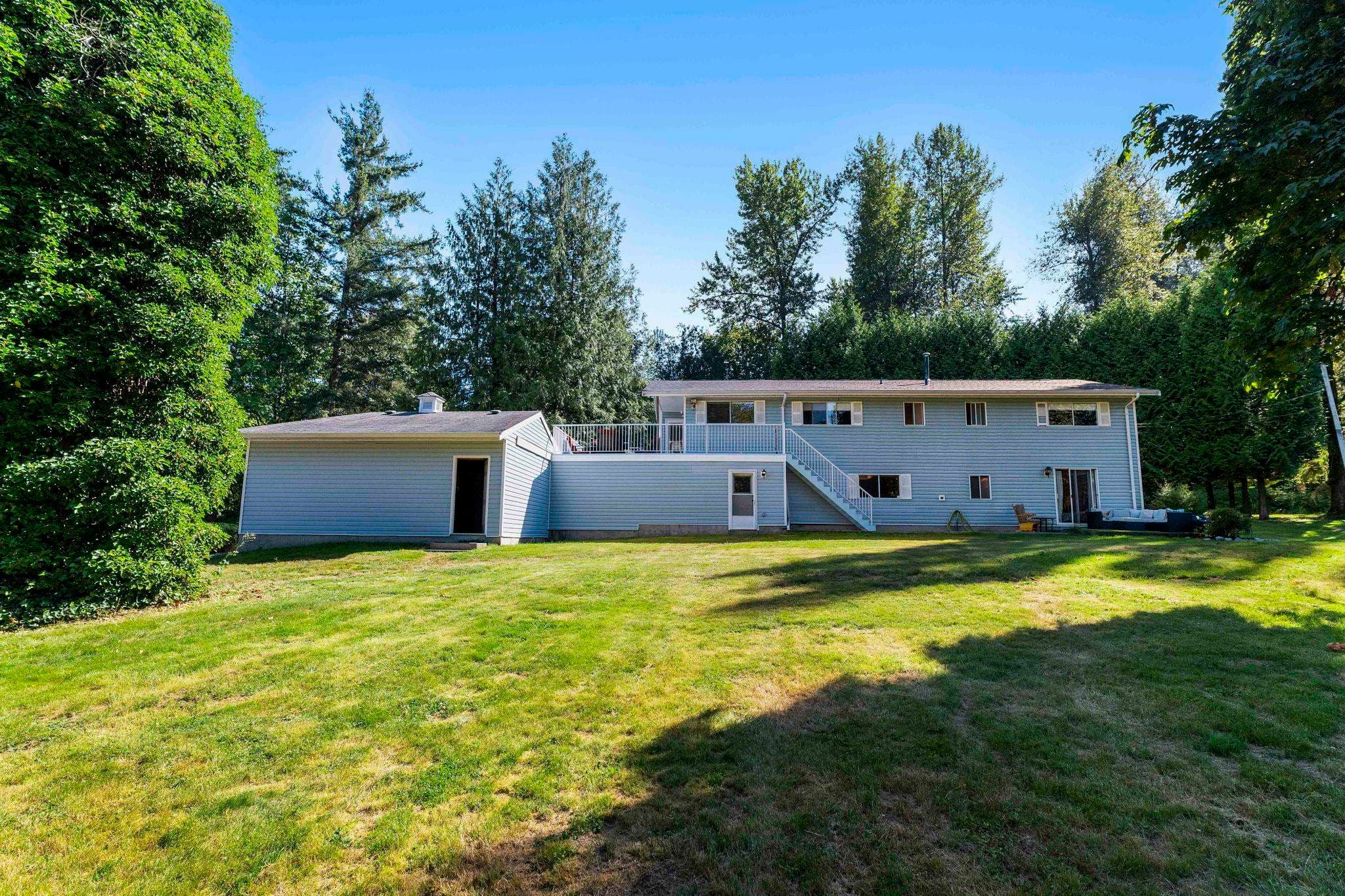 29615 Camelot Avenue, Abbotsford, V4X 2E5 — photo 5