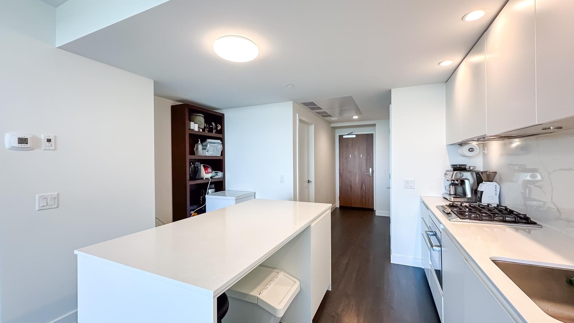 806 - 6463 Silver Avenue, Burnaby, V5H 0K4 — photo 5