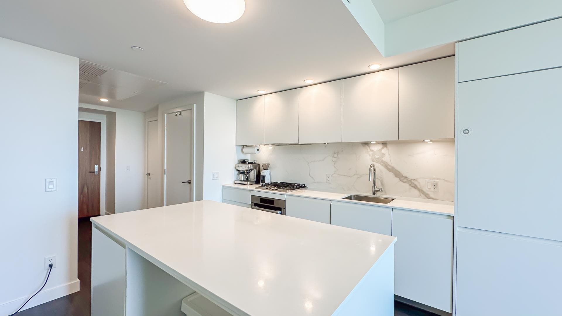 806 - 6463 Silver Avenue, Burnaby, V5H 0K4 — photo 4