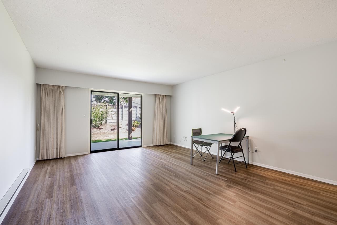 25 - 32718 Garibaldi Drive, Abbotsford, V2T 5T6 — photo 3