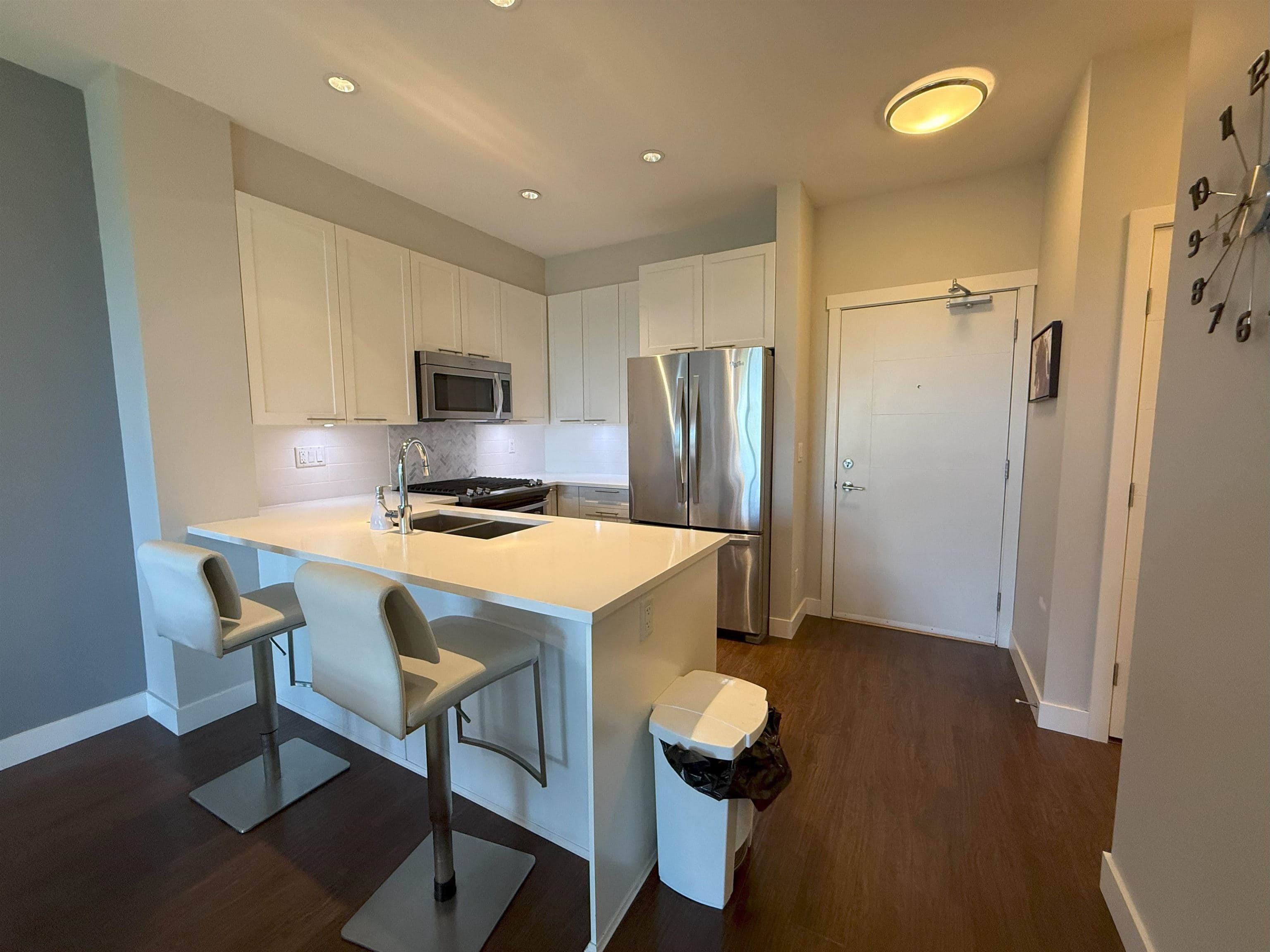 402 - 15188 29a Avenue, Surrey, V4P 1H1 — photo 3