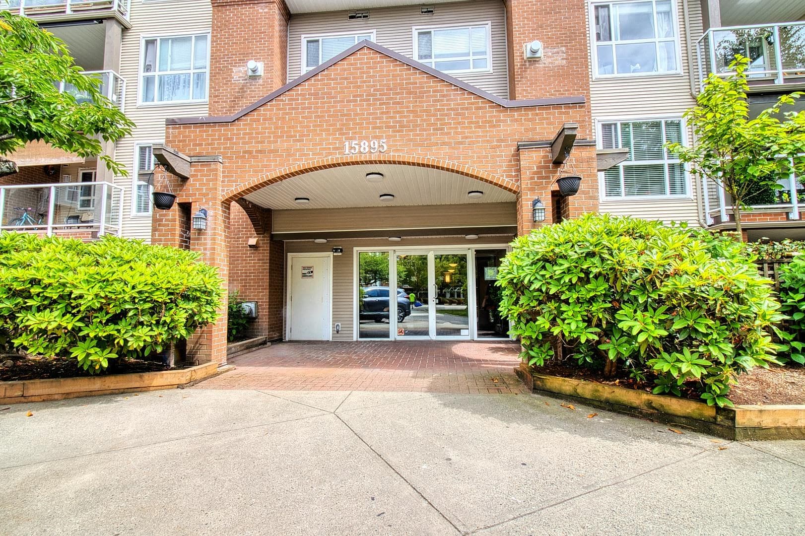 410 - 15895 84 Avenue, Surrey, V4N 0W7 — photo 4