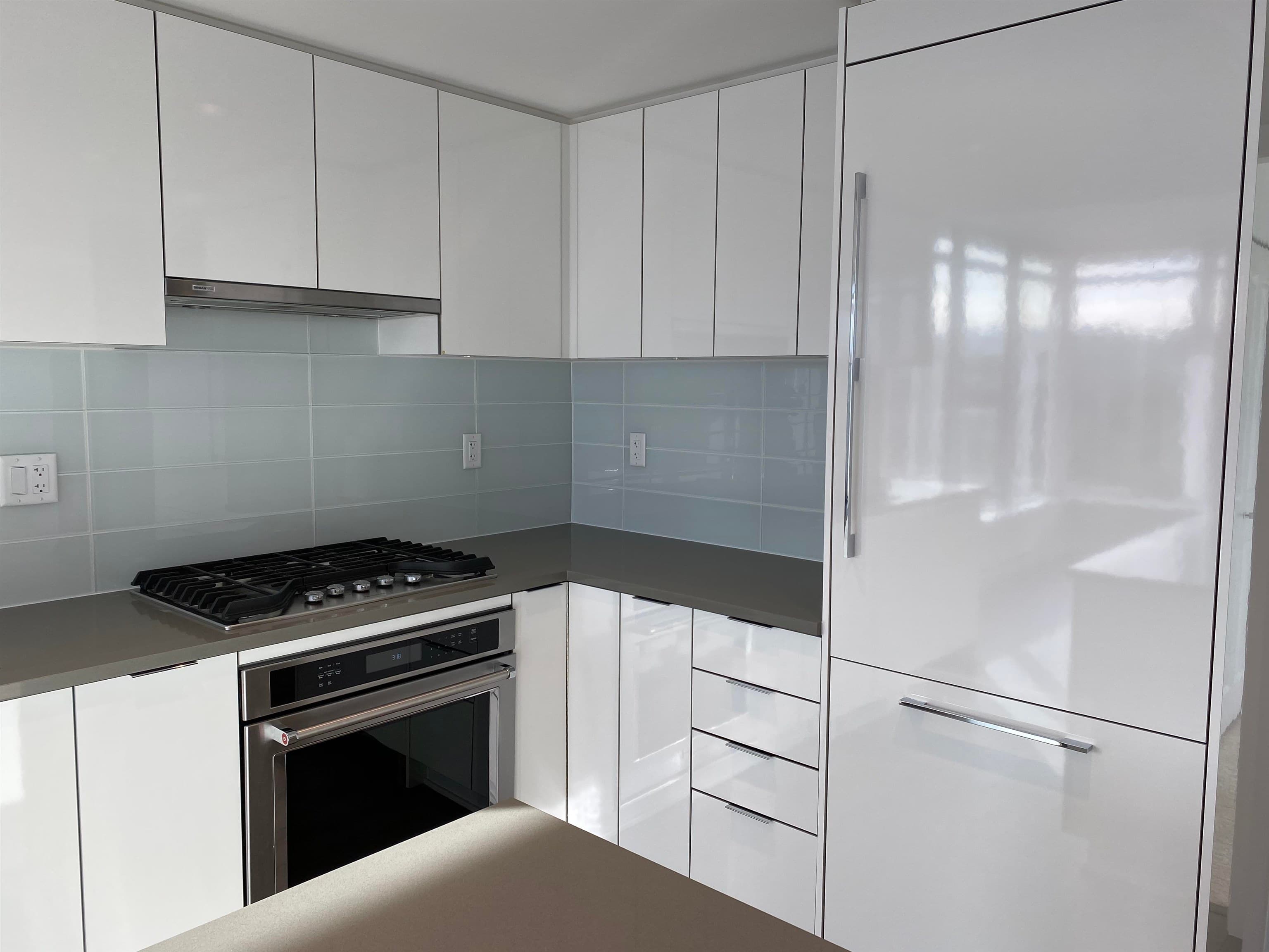 806 - 2388 Madison Avenue, Burnaby, V5C 0K8 — photo 5