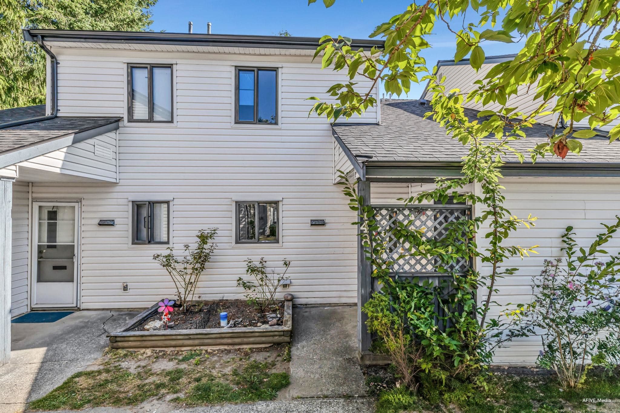 148 - 13758 67 Avenue, Surrey, V3W 6X6 — photo 2