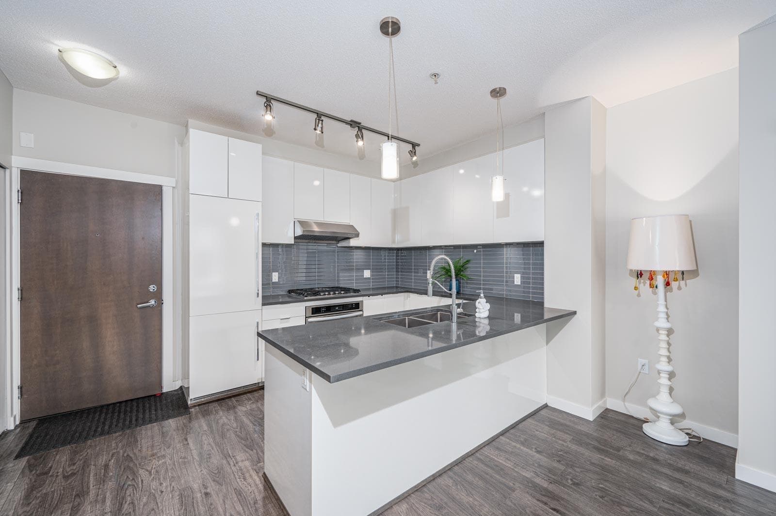 308 - 9399 Alexandra Road, Richmond, V6X 0L7 — photo 5