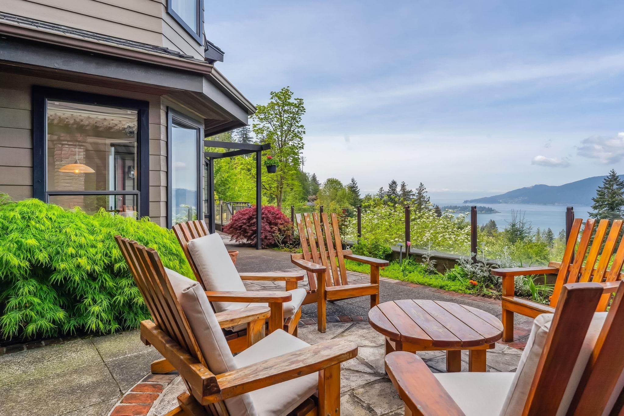 5207 Aspen Drive, West Vancouver