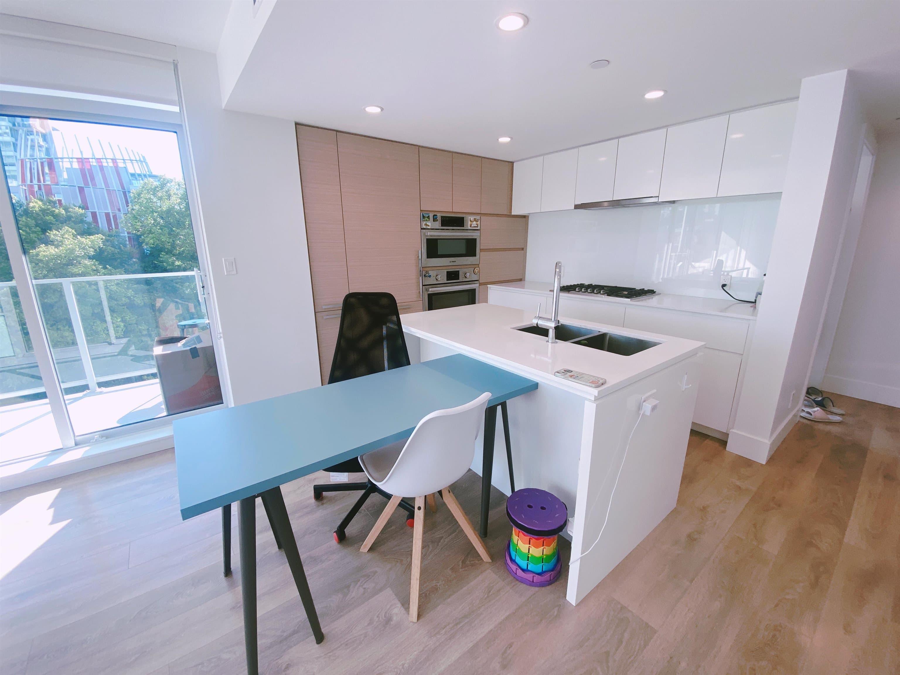 403 - 5508 Hollybridge Way, Richmond, V7C 0C7 — photo 3