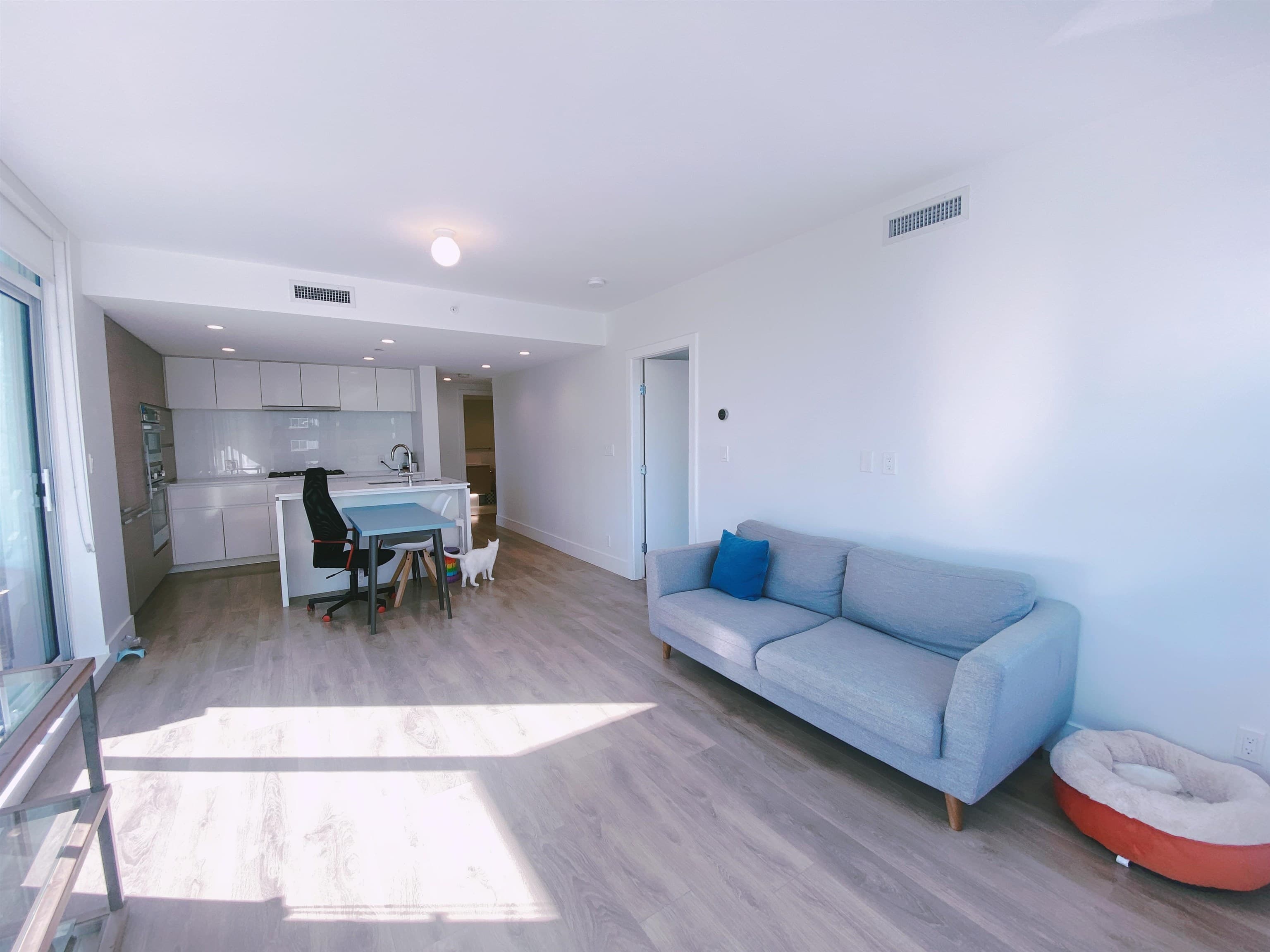 403 - 5508 Hollybridge Way, Richmond, V7C 0C7 — photo 1