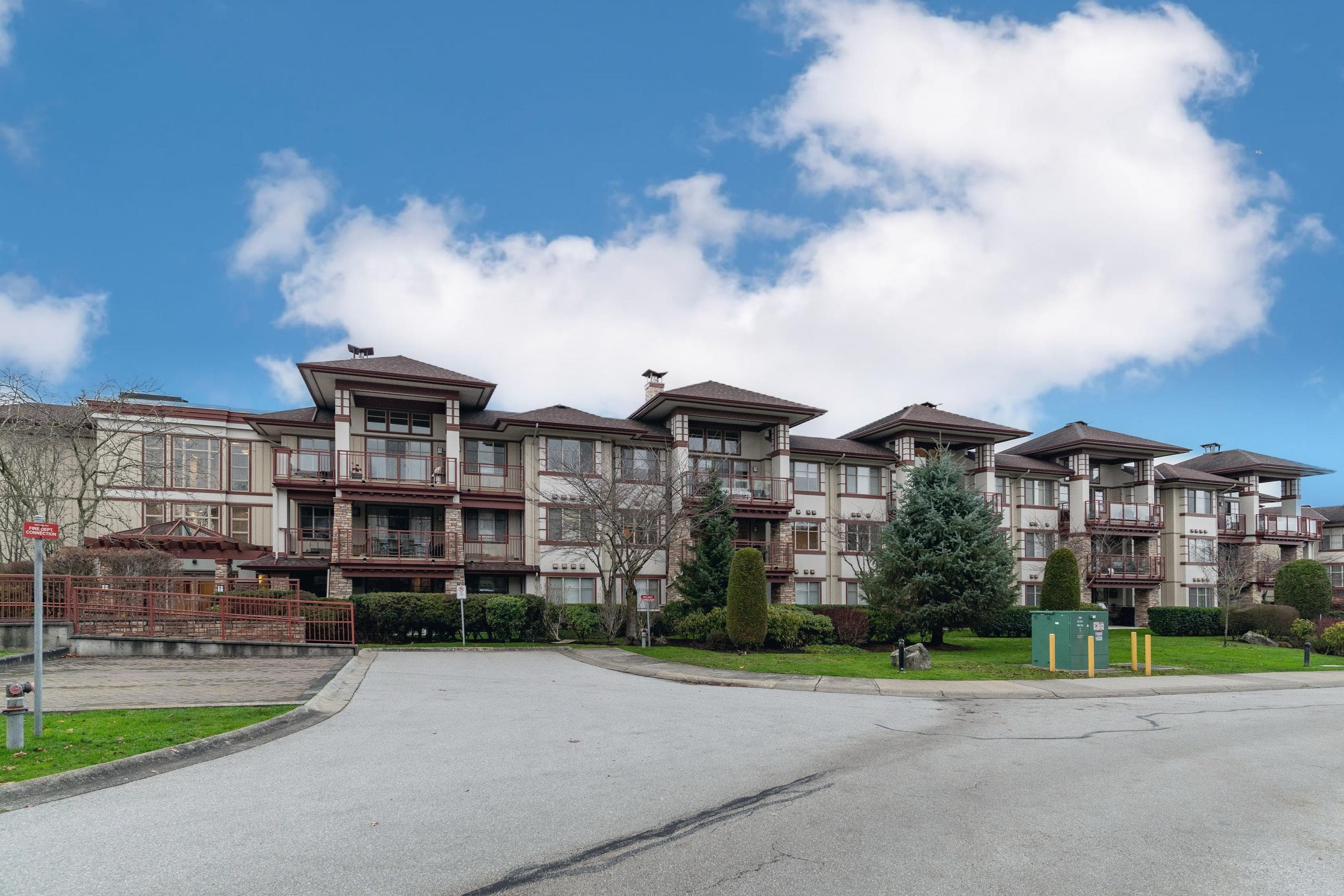 207 - 16477 64 Avenue, Surrey, V3S 6V7 — photo 2