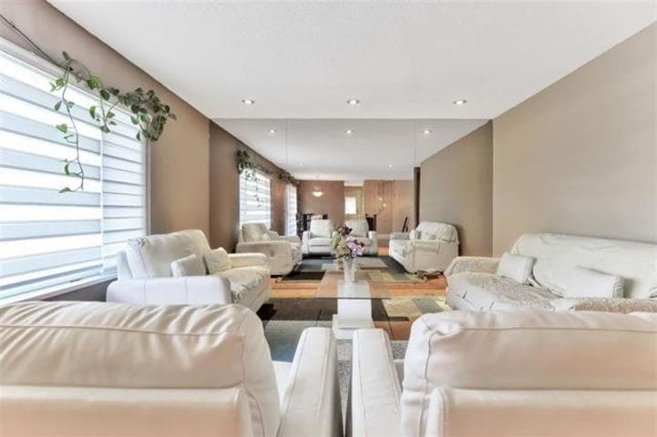 11662 89a Avenue, Delta, V4C 7G5 — photo 3