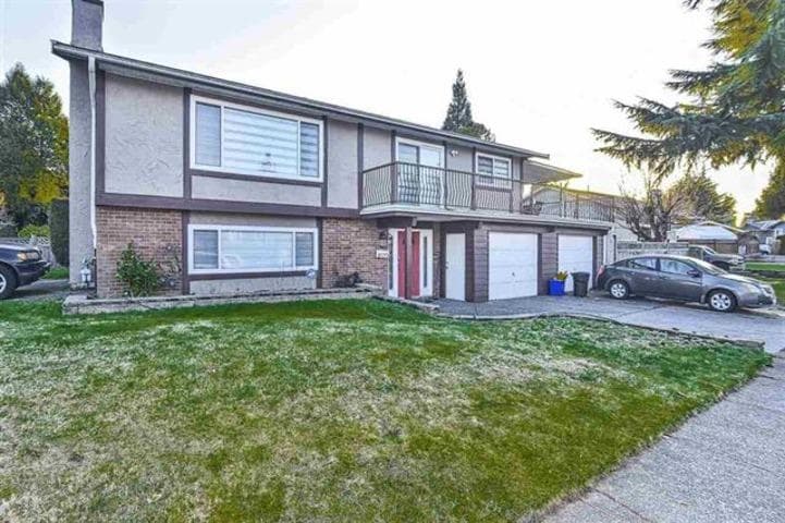 11662 89a Avenue, Delta