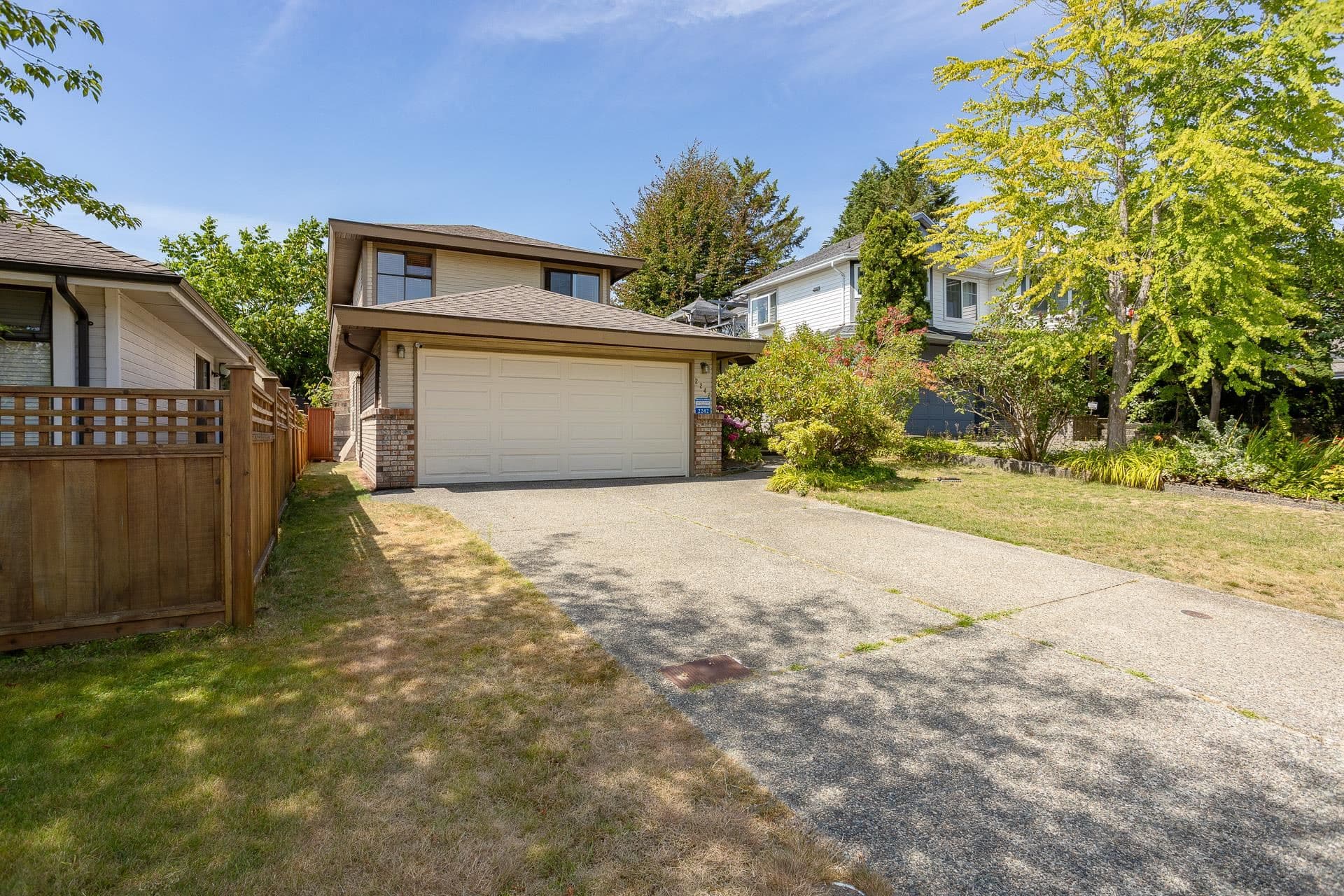 2242 Rampart Place, Port Coquitlam, V3C 5C5 — photo 2