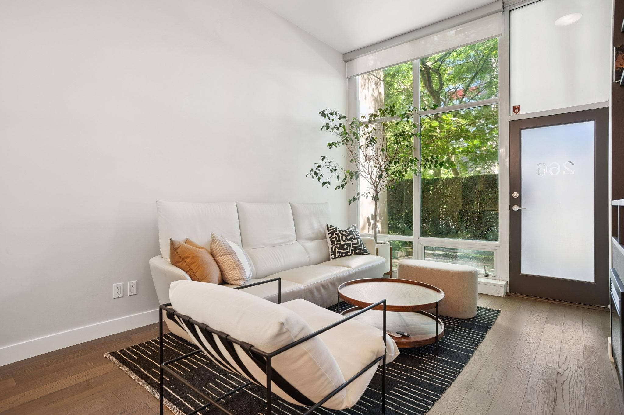 266 W 1st Avenue, Vancouver, V5Y 3T2 — photo 4