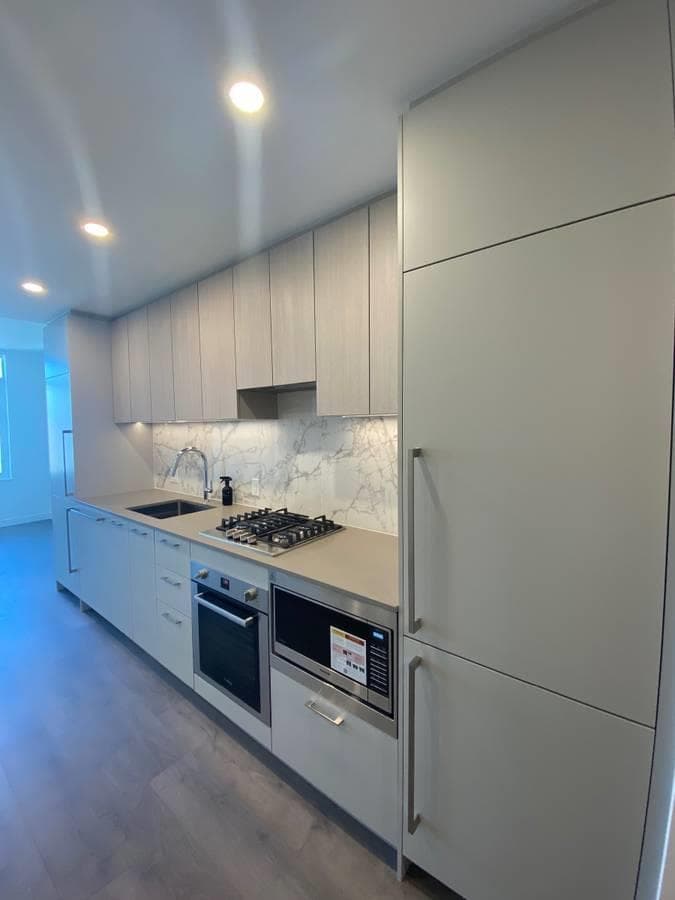 6468 Willingdon Avenue, Burnaby, V5H 2J3 — photo 5