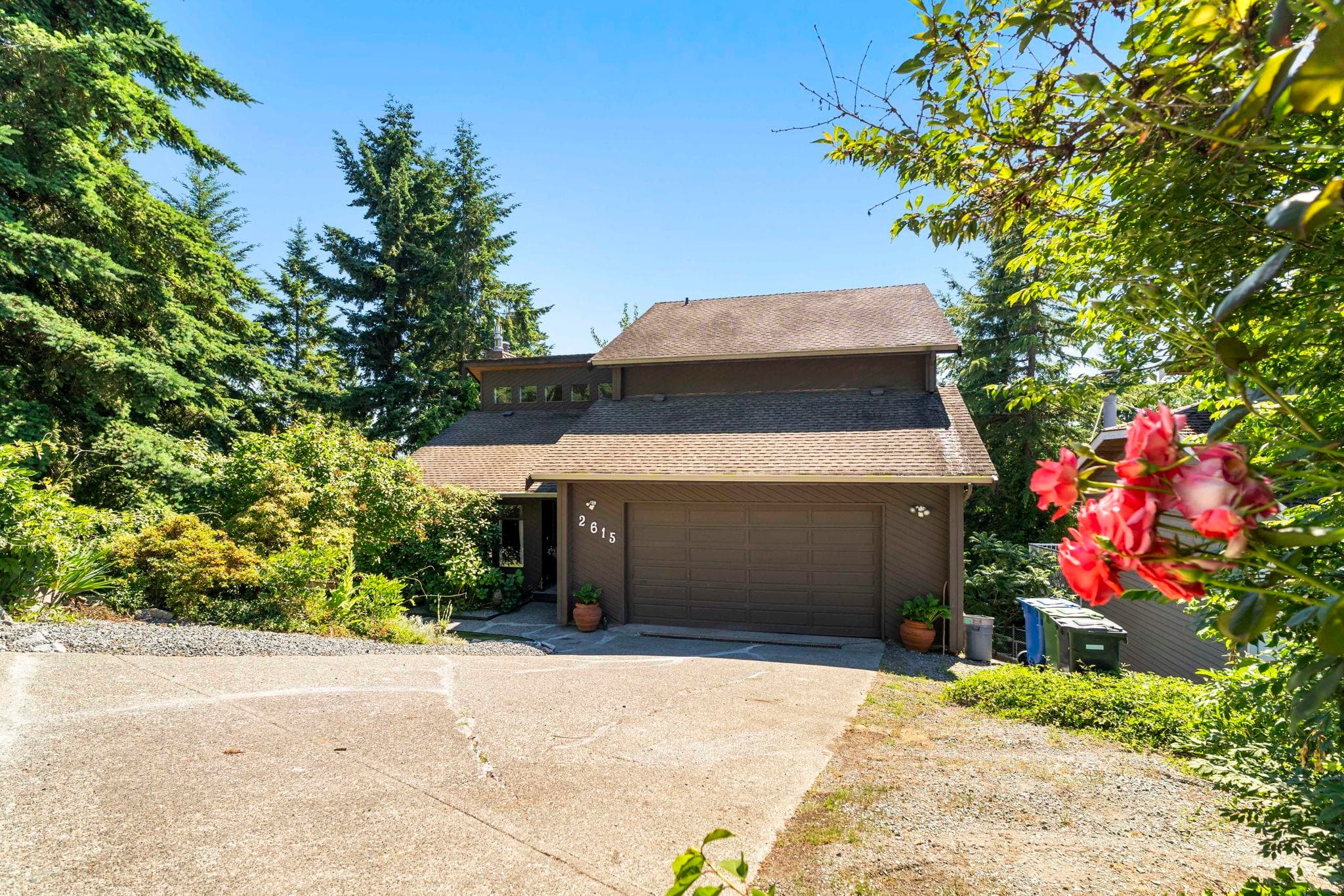 2615 St Gallen Way, Abbotsford, V3G 1C3 — photo 4