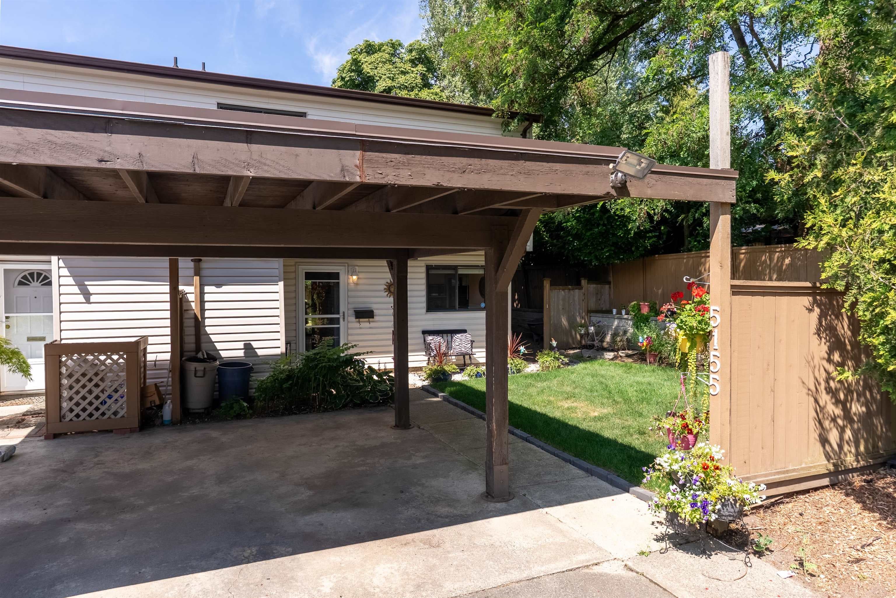 5155 203 Street, Langley, V3A 1V6 — photo 3