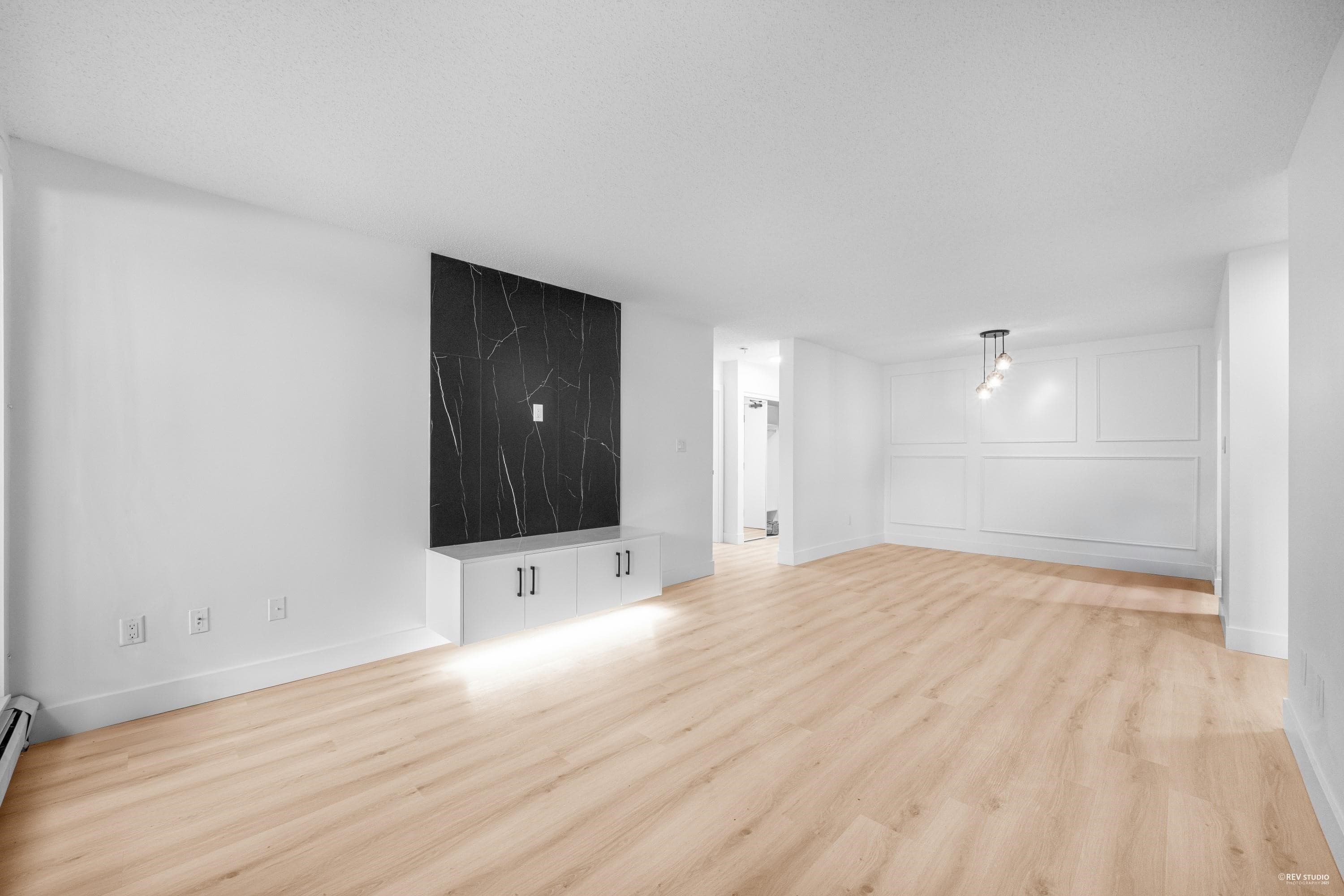111 - 10698 151a Street, Surrey, V3R 8T5 — photo 4