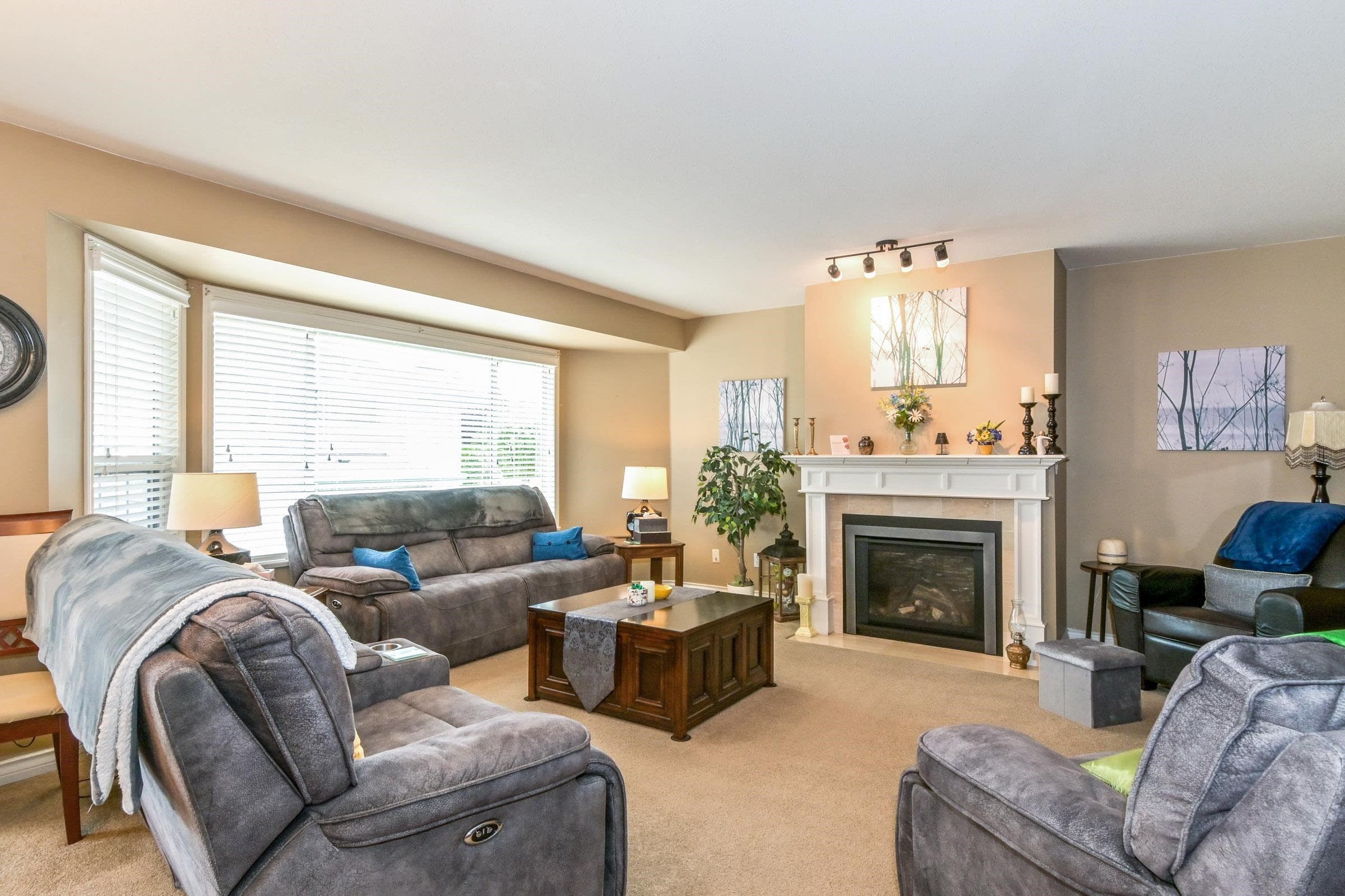 33 - 3115 Trafalgar Street, Abbotsford, V2S 8C5 — photo 2
