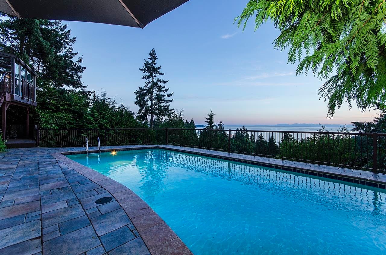 3803 Bayridge Avenue, West Vancouver