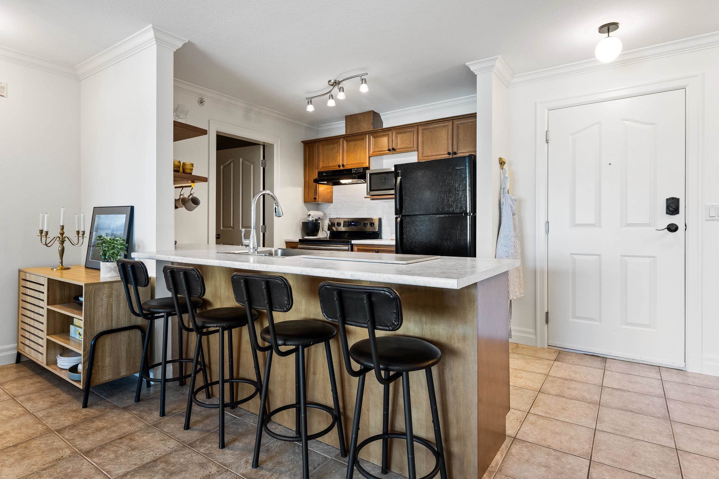 410 - 45769 Stevenson Road, Chilliwack, V2R 5Z2 — photo 3