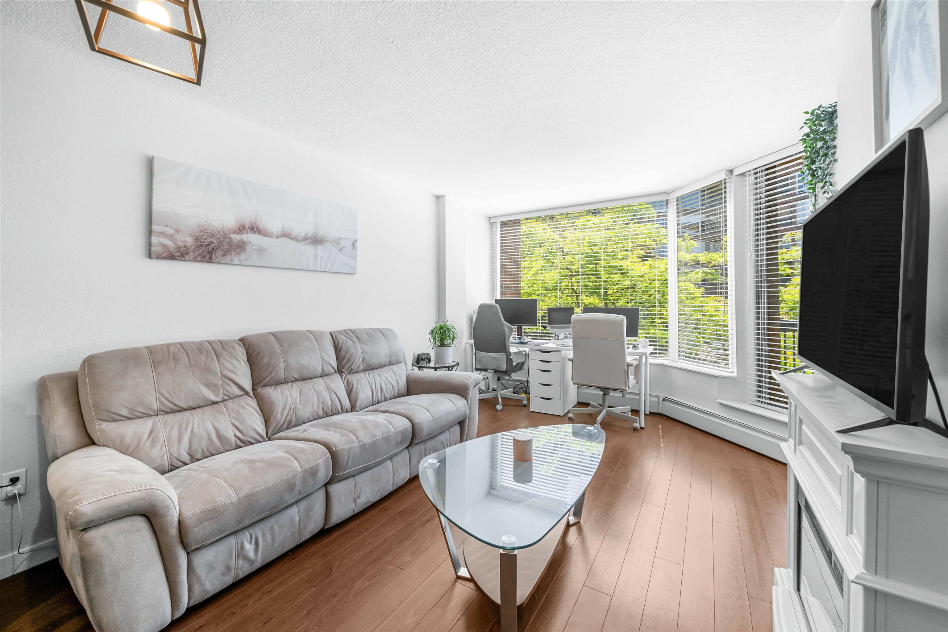 318 - 1330 Burrard Street, Vancouver, V6Z 2B8 — photo 5