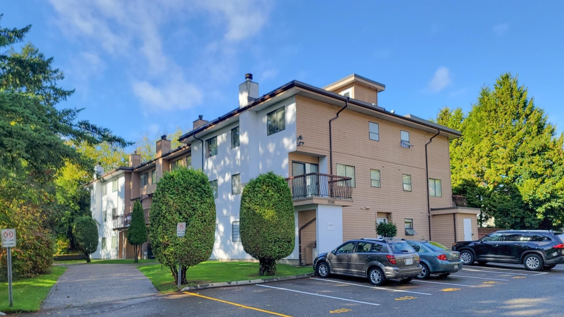 103 - 7095 133b Street, Surrey — sold