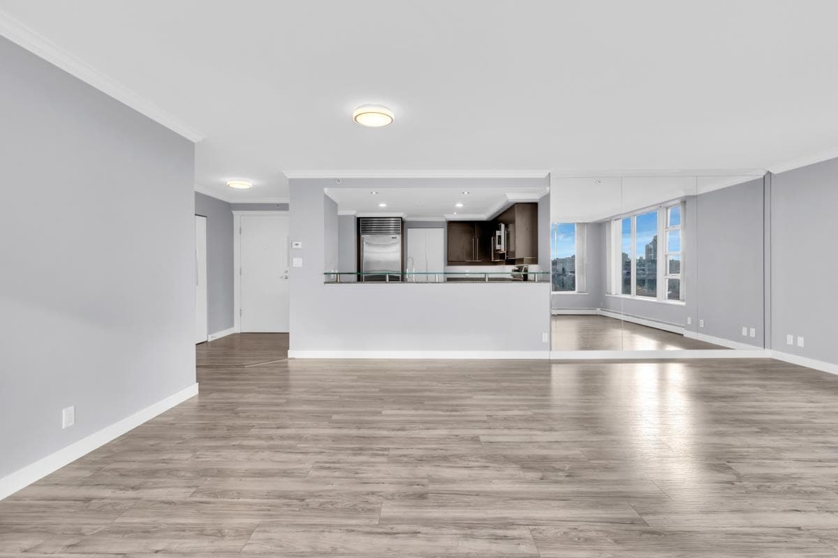 1803 - 1228 Marinaside Crescent, Vancouver, V6Z 2W4 — photo 3