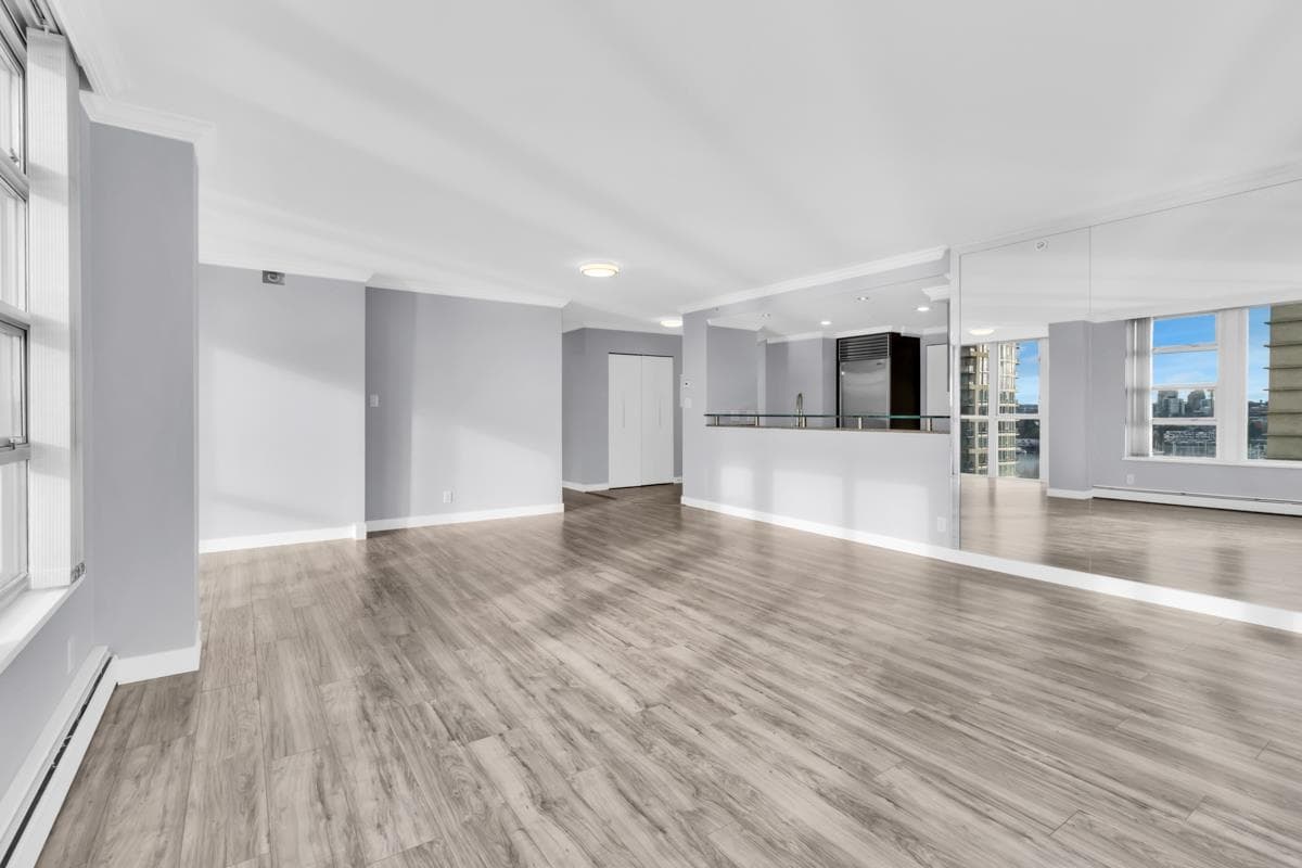 1803 - 1228 Marinaside Crescent, Vancouver, V6Z 2W4 — photo 4