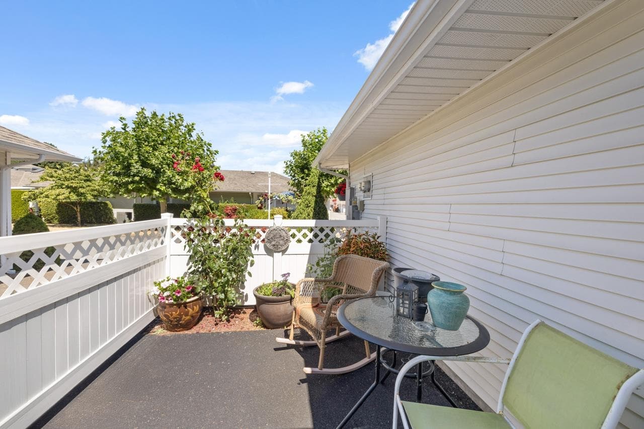 110 - 2460 156 Street, Surrey, V4P 1C8 — photo 4
