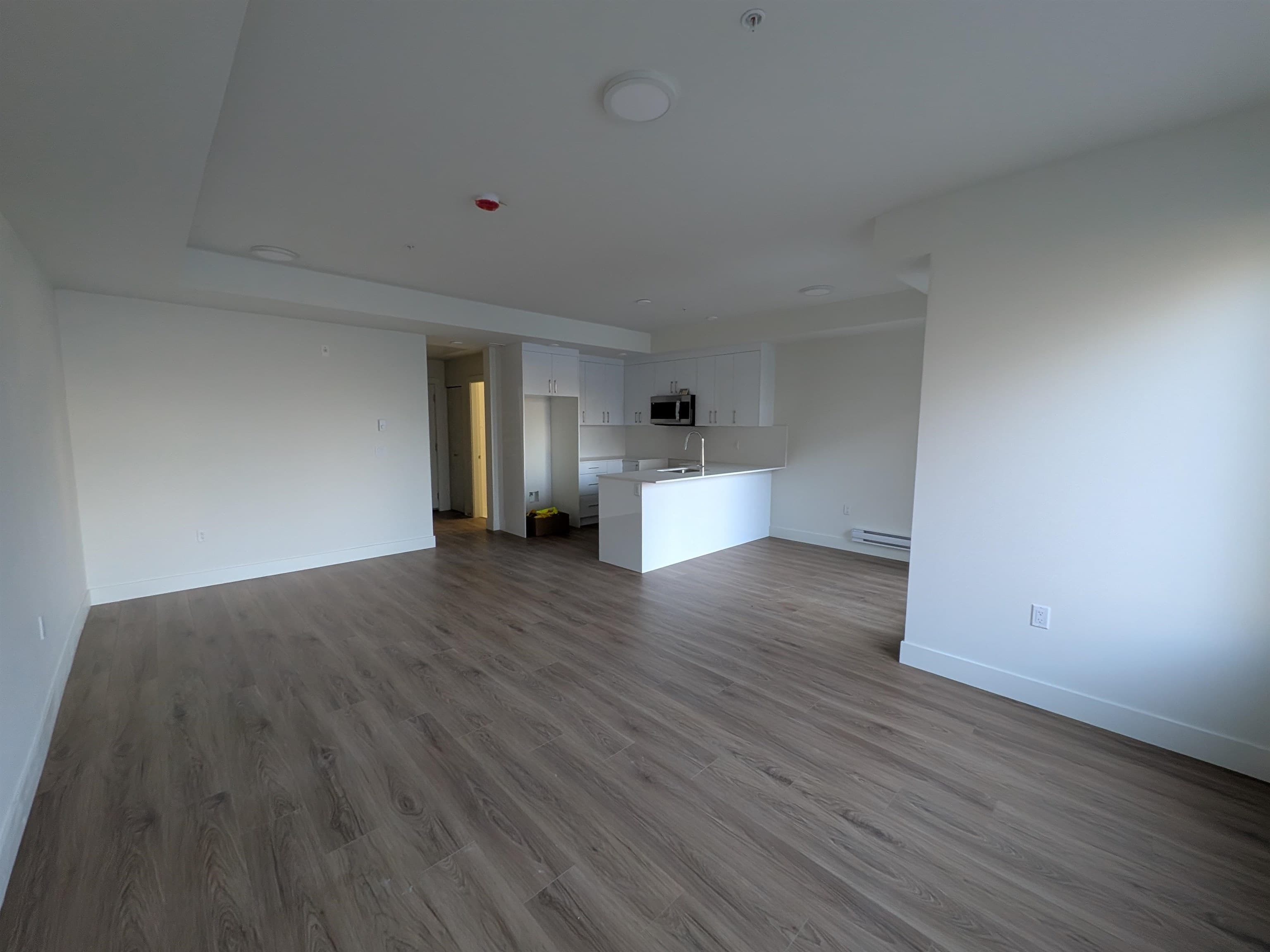 112 - 15739 Fraser Highway, Surrey, V4N 1G9 — photo 4