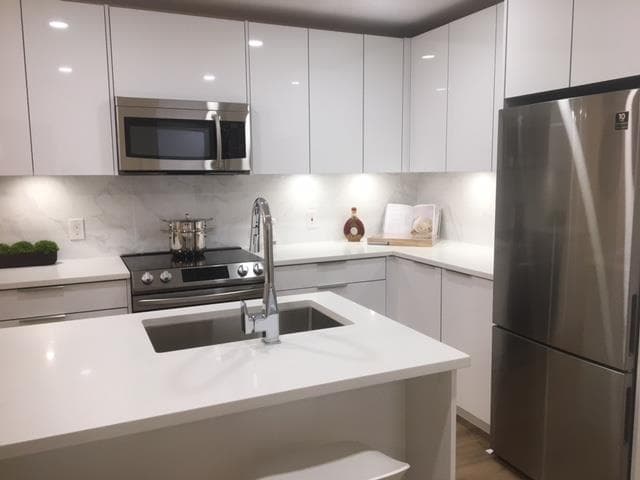 414 - 15739 Fraser Highway, Surrey, V4N 1G9 — photo 3
