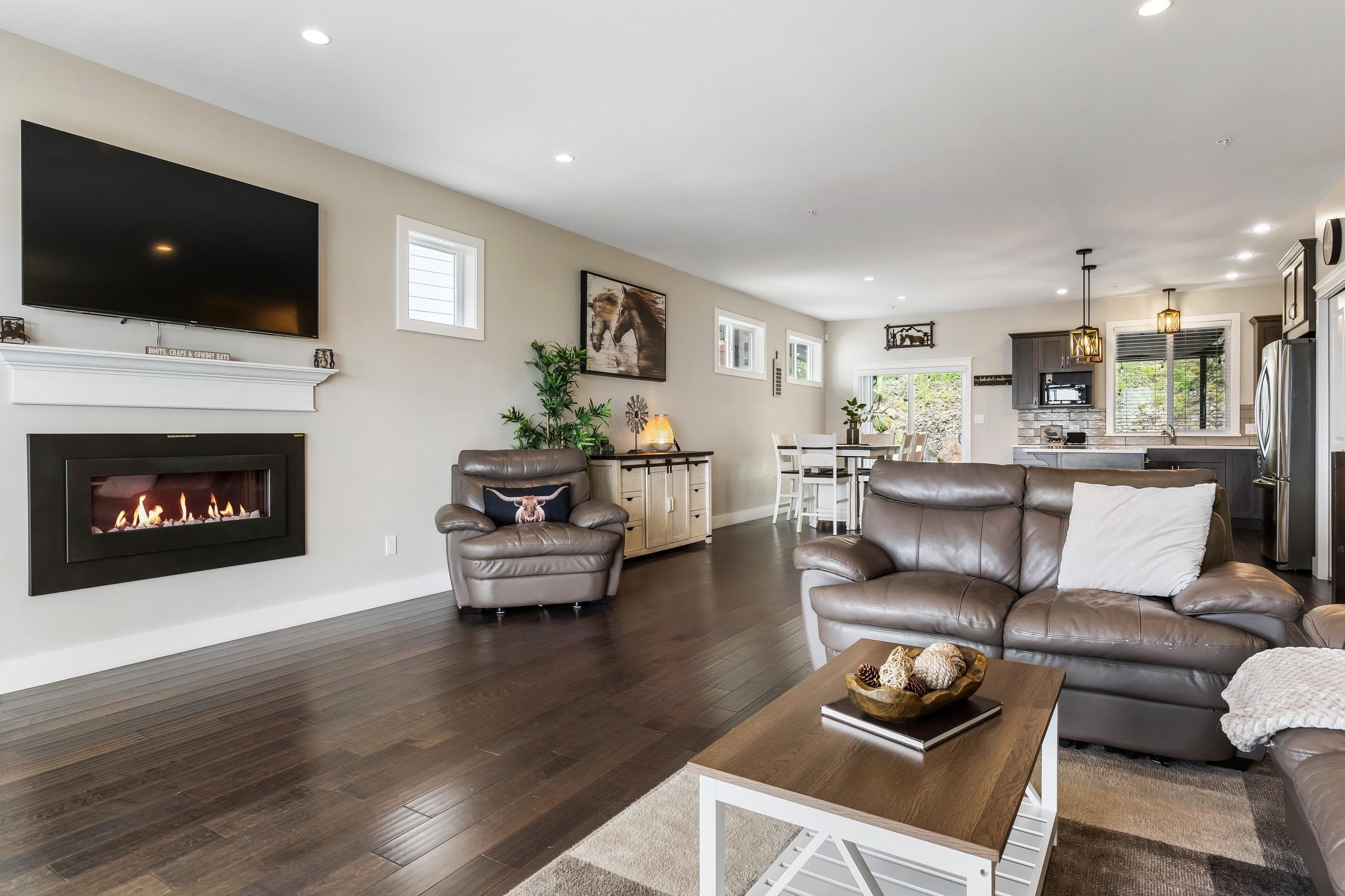 62 - 50778 Ledgestone Place, Chilliwack, V2P 0E7 — photo 2
