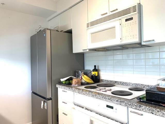 #702 - 1288 Alberni Street, Vancouver, V6E 4N5 — photo 5